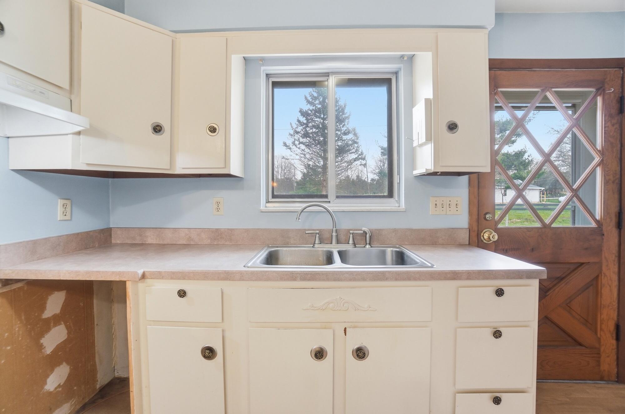 6020 Studebaker Road, Tipp City, Ohio 45371