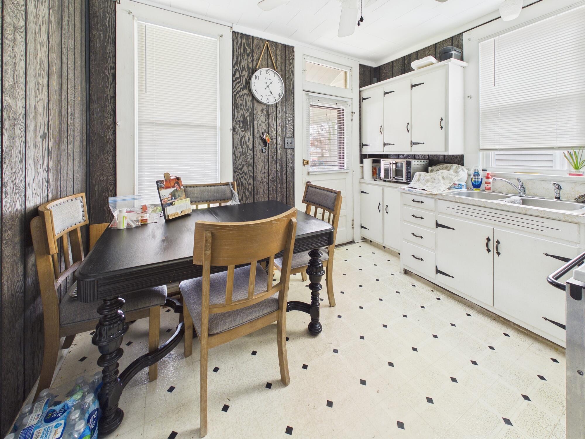 407 Wayne Avenue, Greenville, Ohio 45331