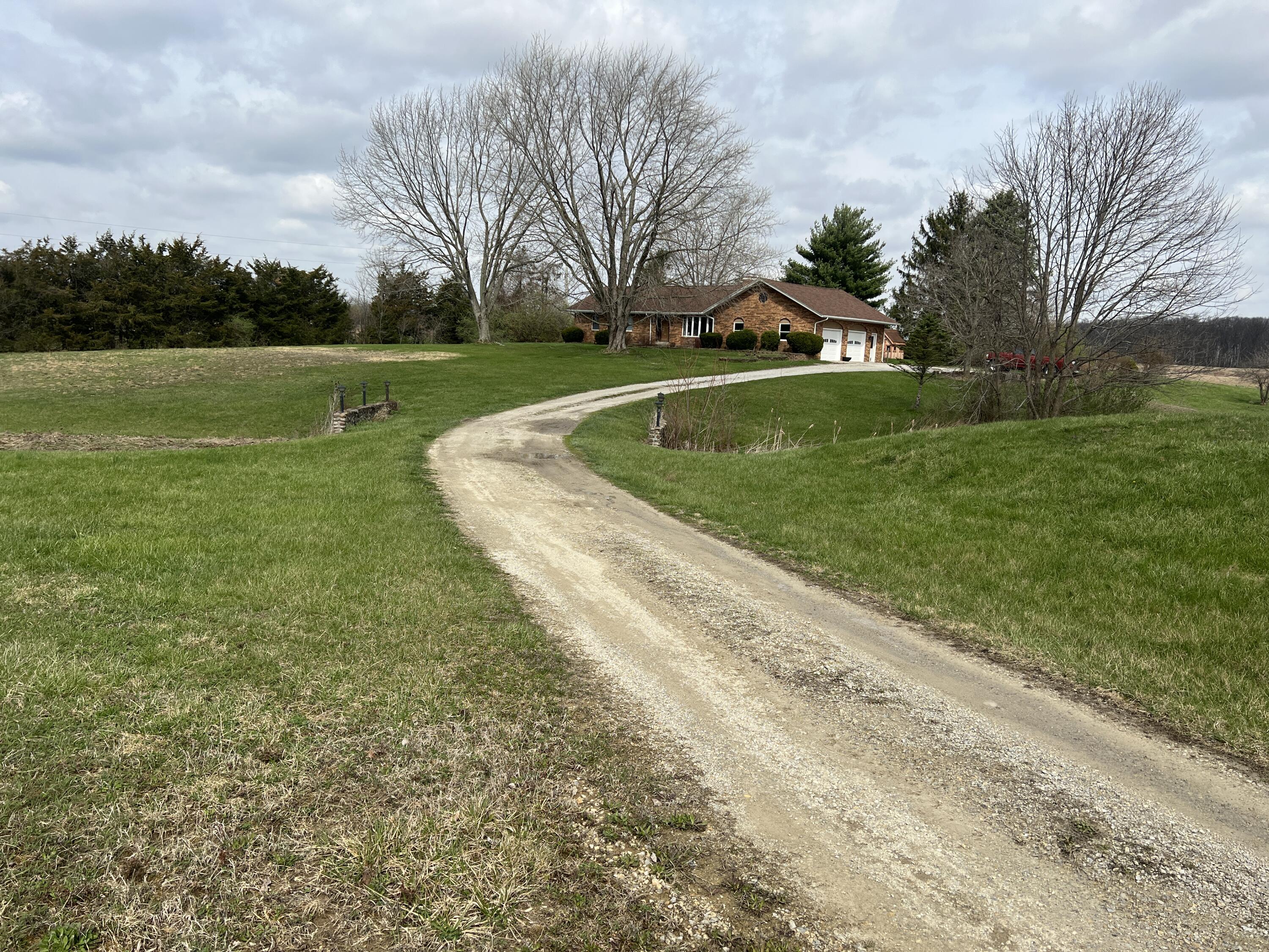 8601 Houston Road, Sidney, Ohio 45365