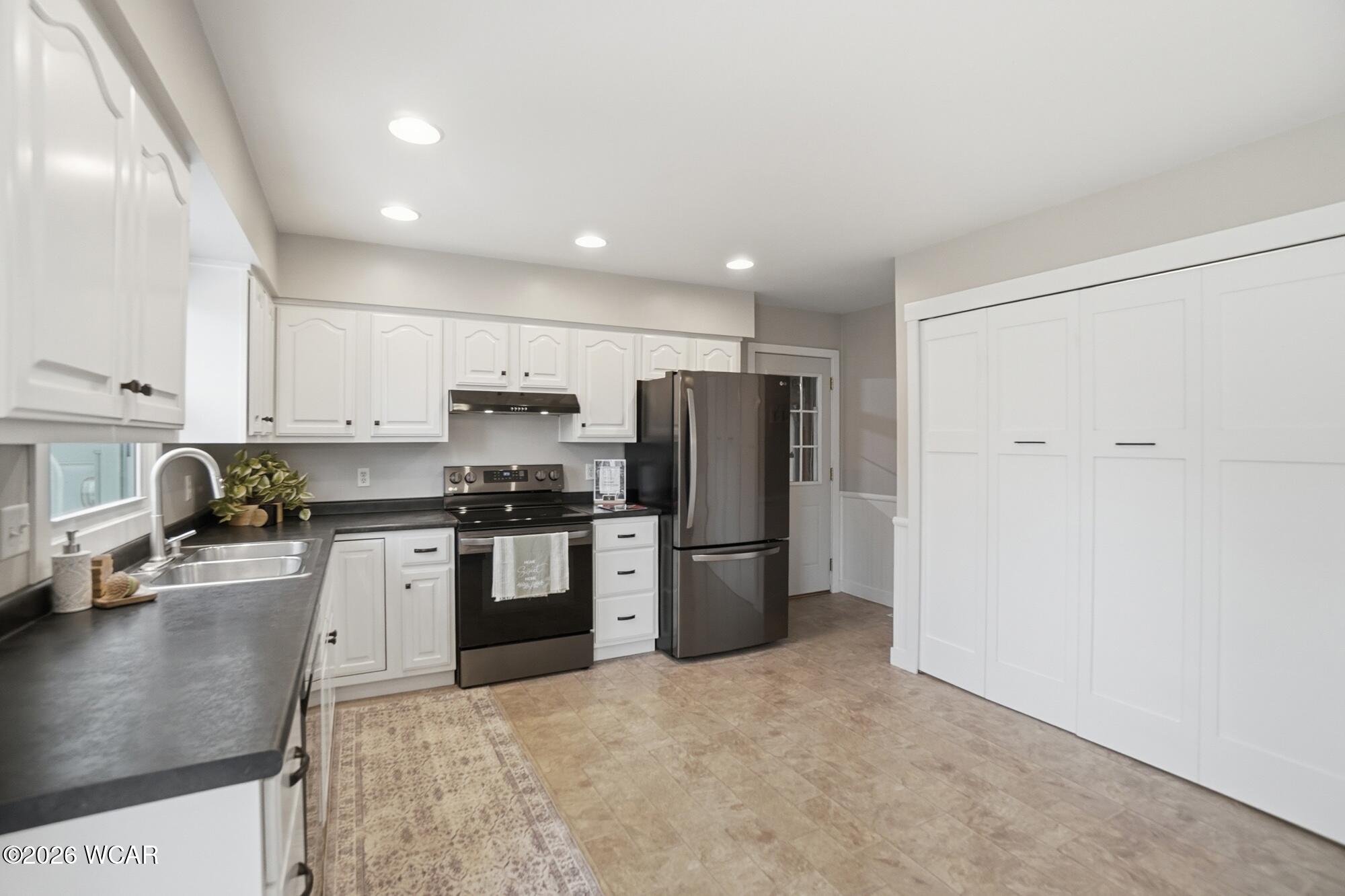 1533 Wapak Road, Elida, Ohio