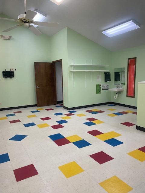 1932 Charledon Avenue, Lima, Ohio 45804