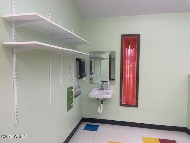 1932 Charledon Avenue, Lima, Ohio