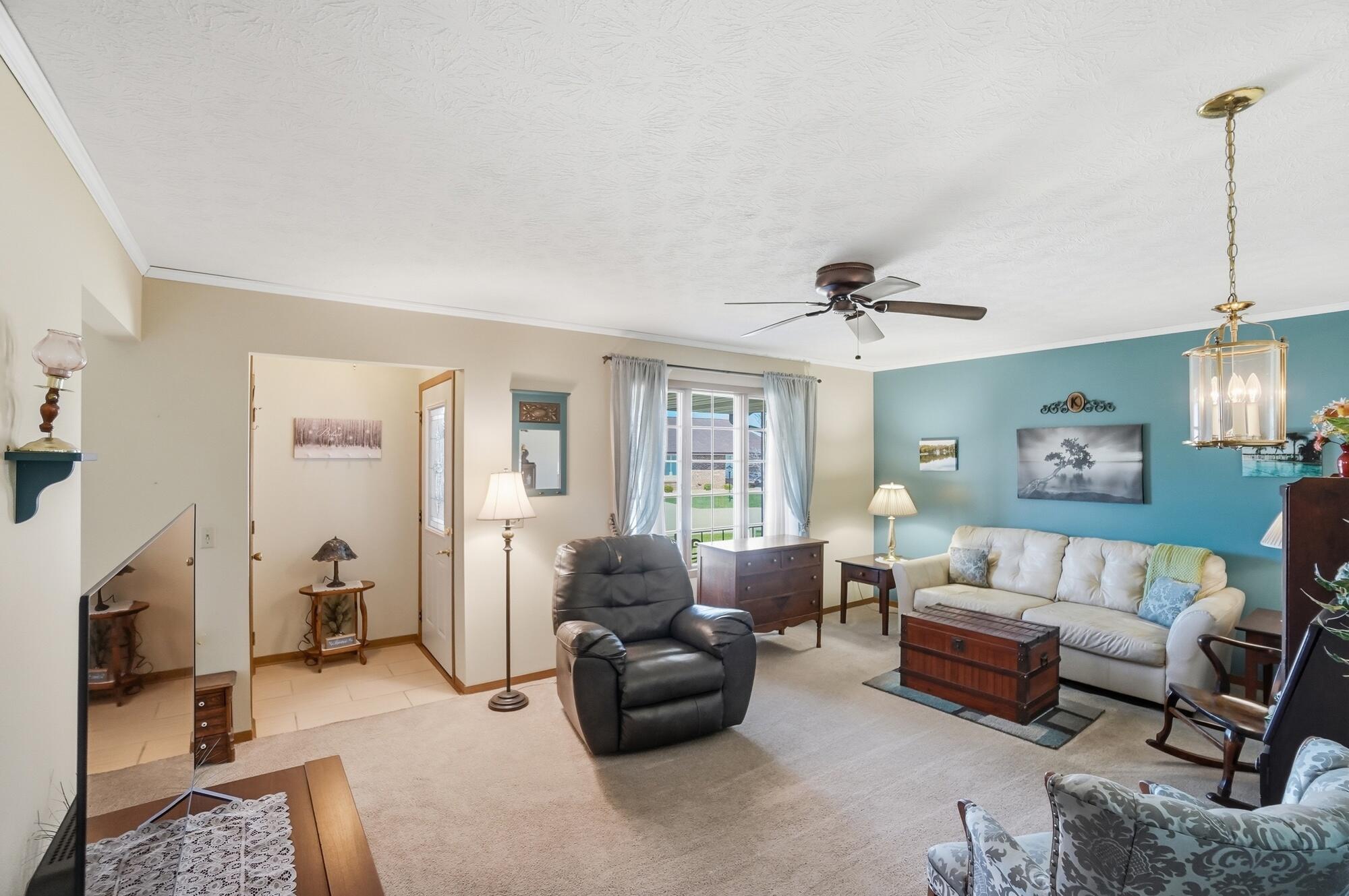 1039 Bradford Drive, Springfield, Ohio 45503