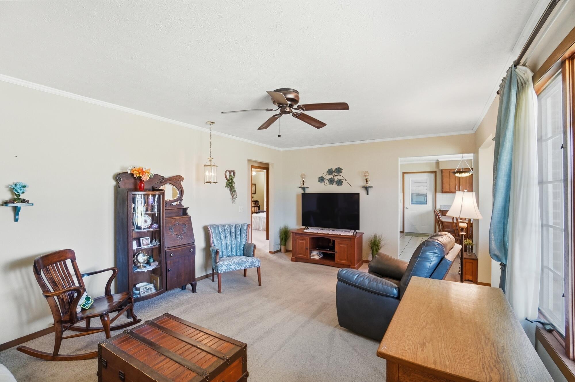 1039 Bradford Drive, Springfield, Ohio 45503