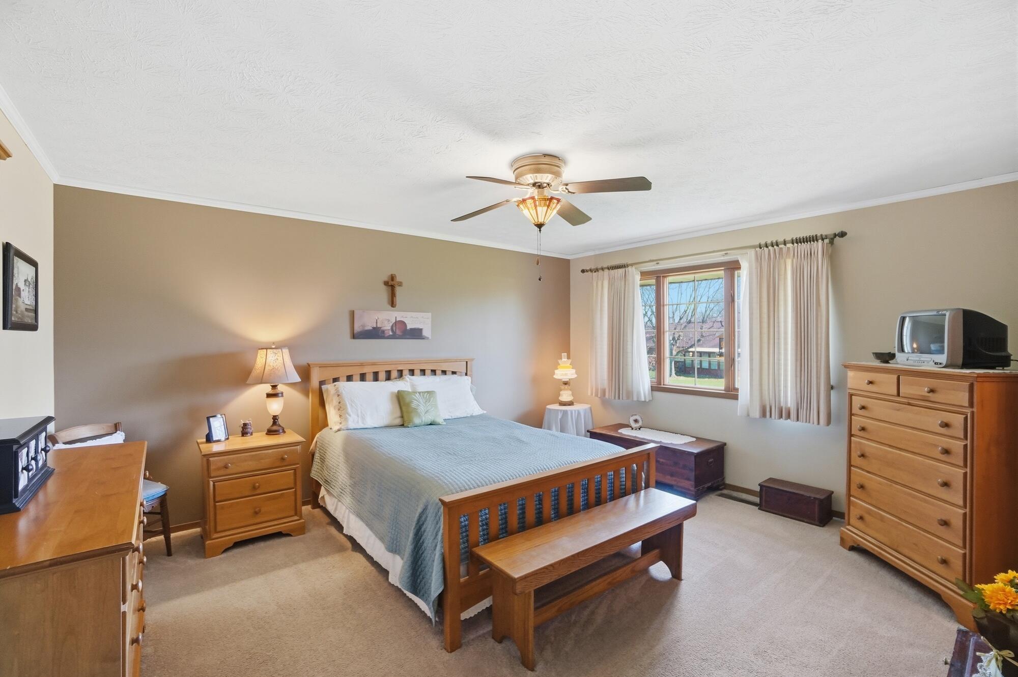 1039 Bradford Drive, Springfield, Ohio 45503