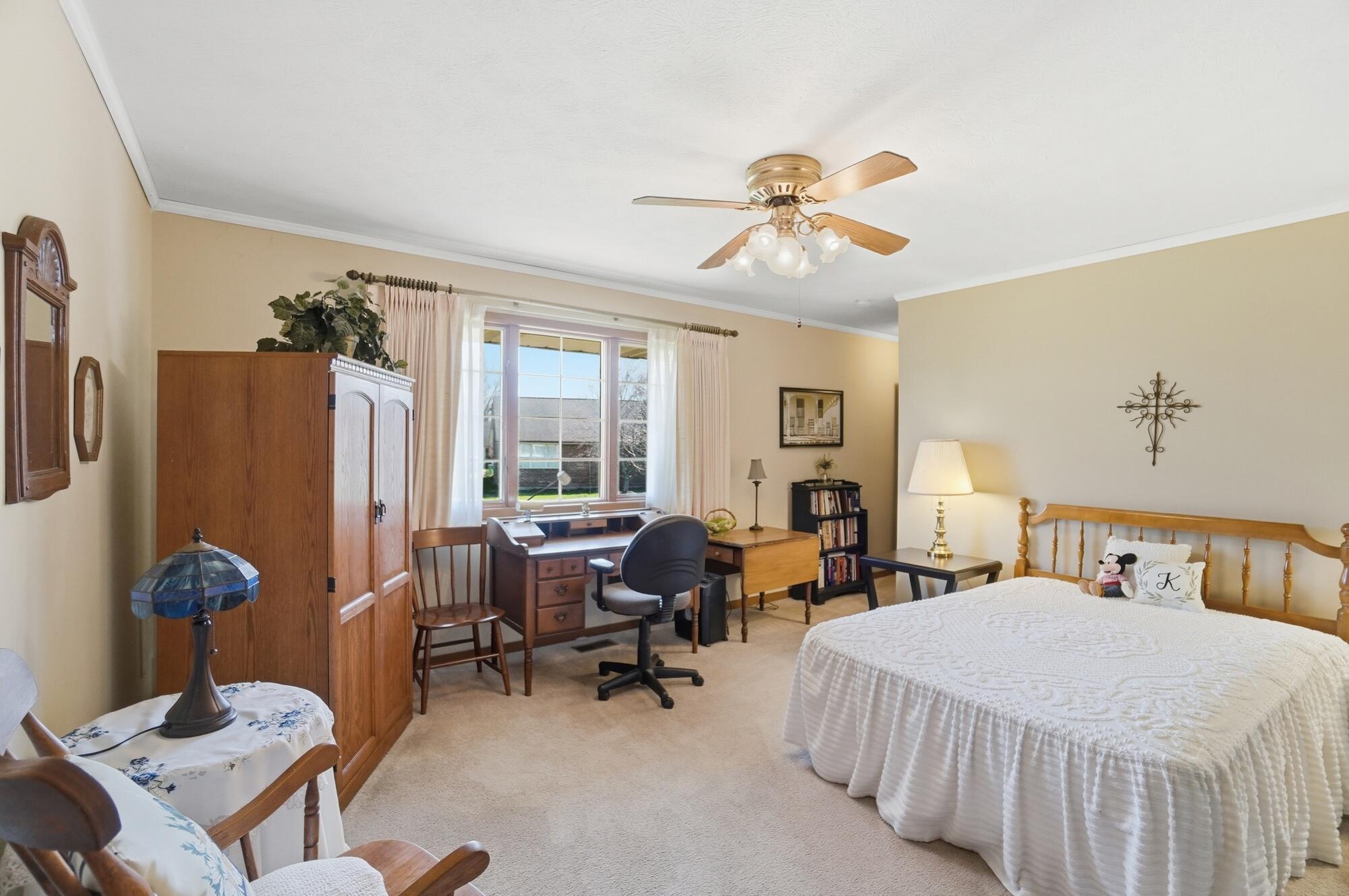 1039 Bradford Drive, Springfield, Ohio 45503