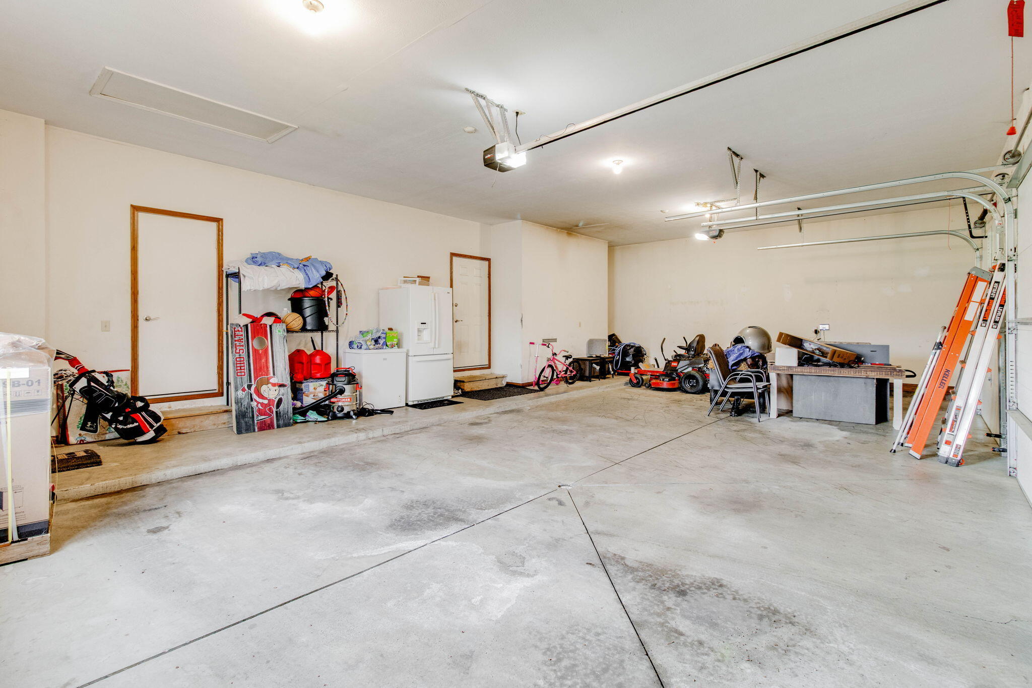 2889 Stoneybrook Drive, Lima, Ohio 45805