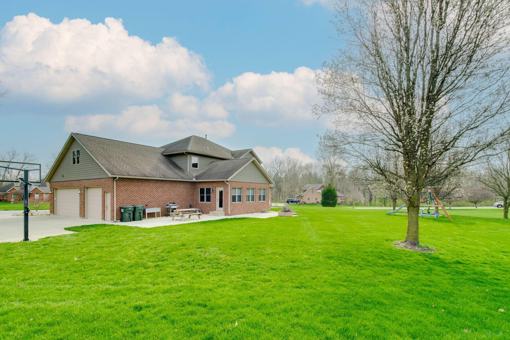 2889 Stoneybrook Drive, Lima, Ohio 45805