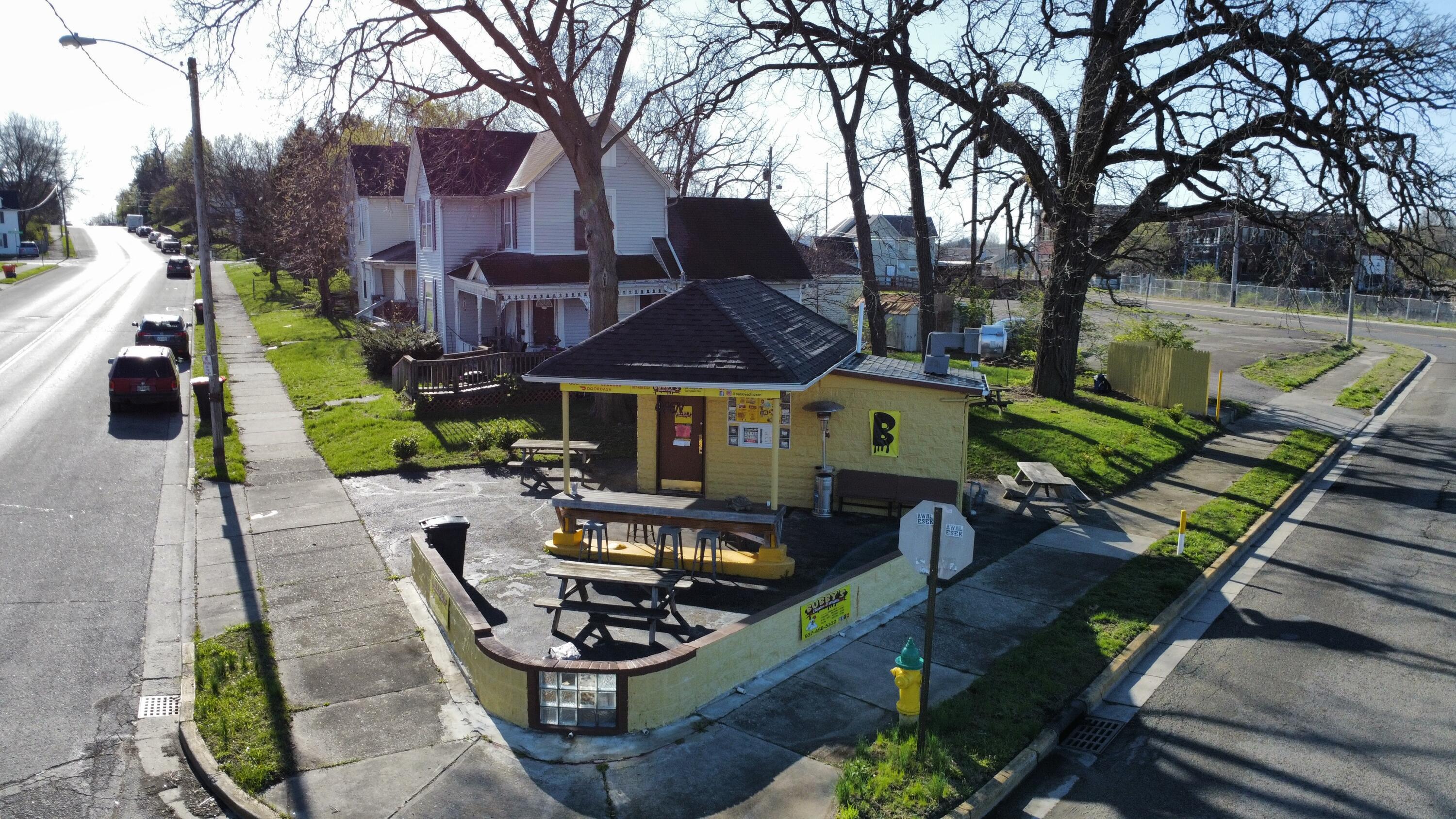 1305 Lexington Avenue, Springfield, Ohio 45505