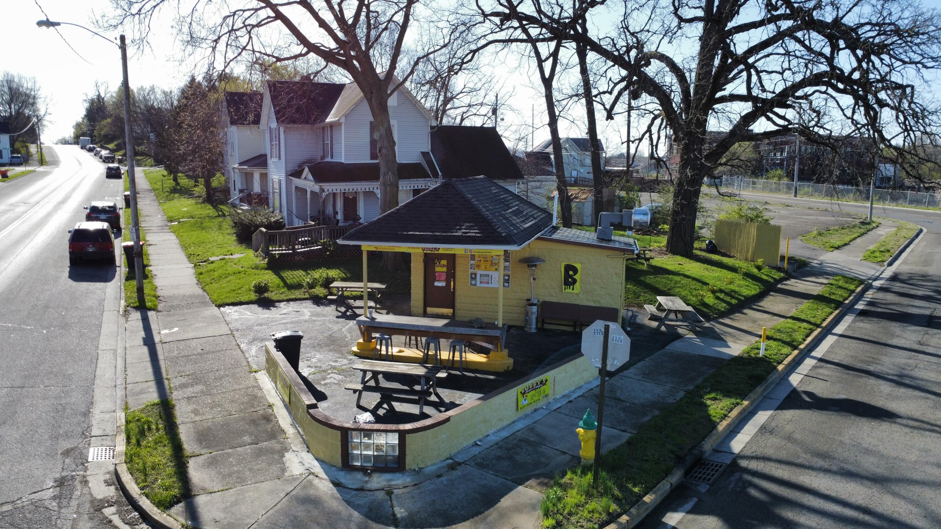 1305 Lexington Avenue, Springfield, Ohio 45505