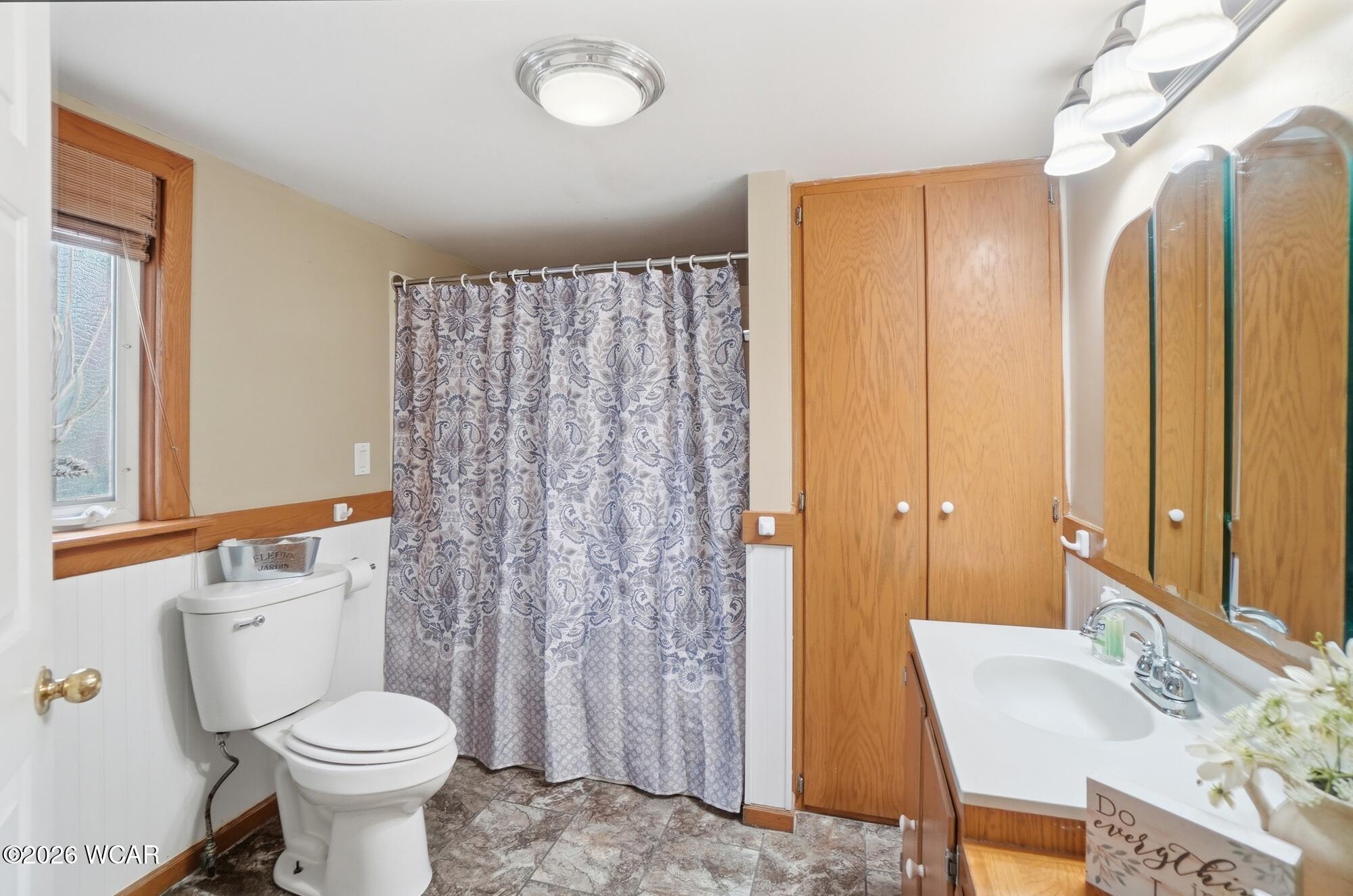 1301 Fishlock Avenue, Findlay, Ohio