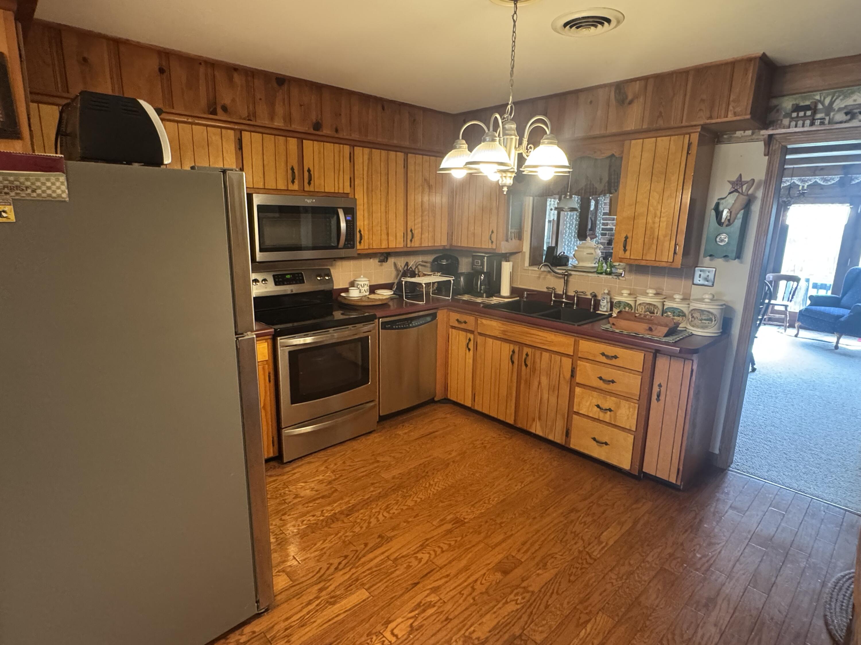 2818 Anita Drive, Springfield, Ohio 45504