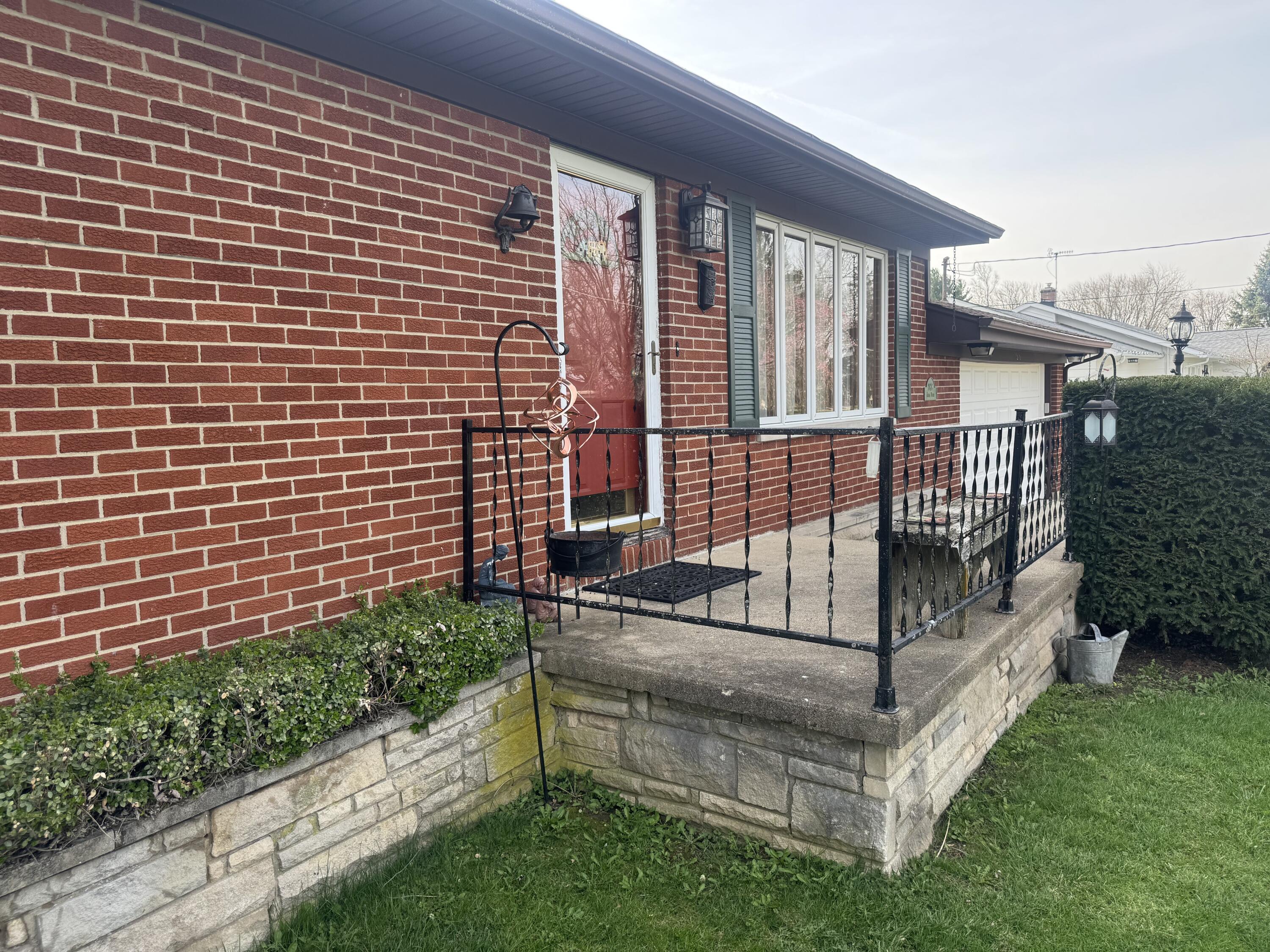 2818 Anita Drive, Springfield, Ohio 45504