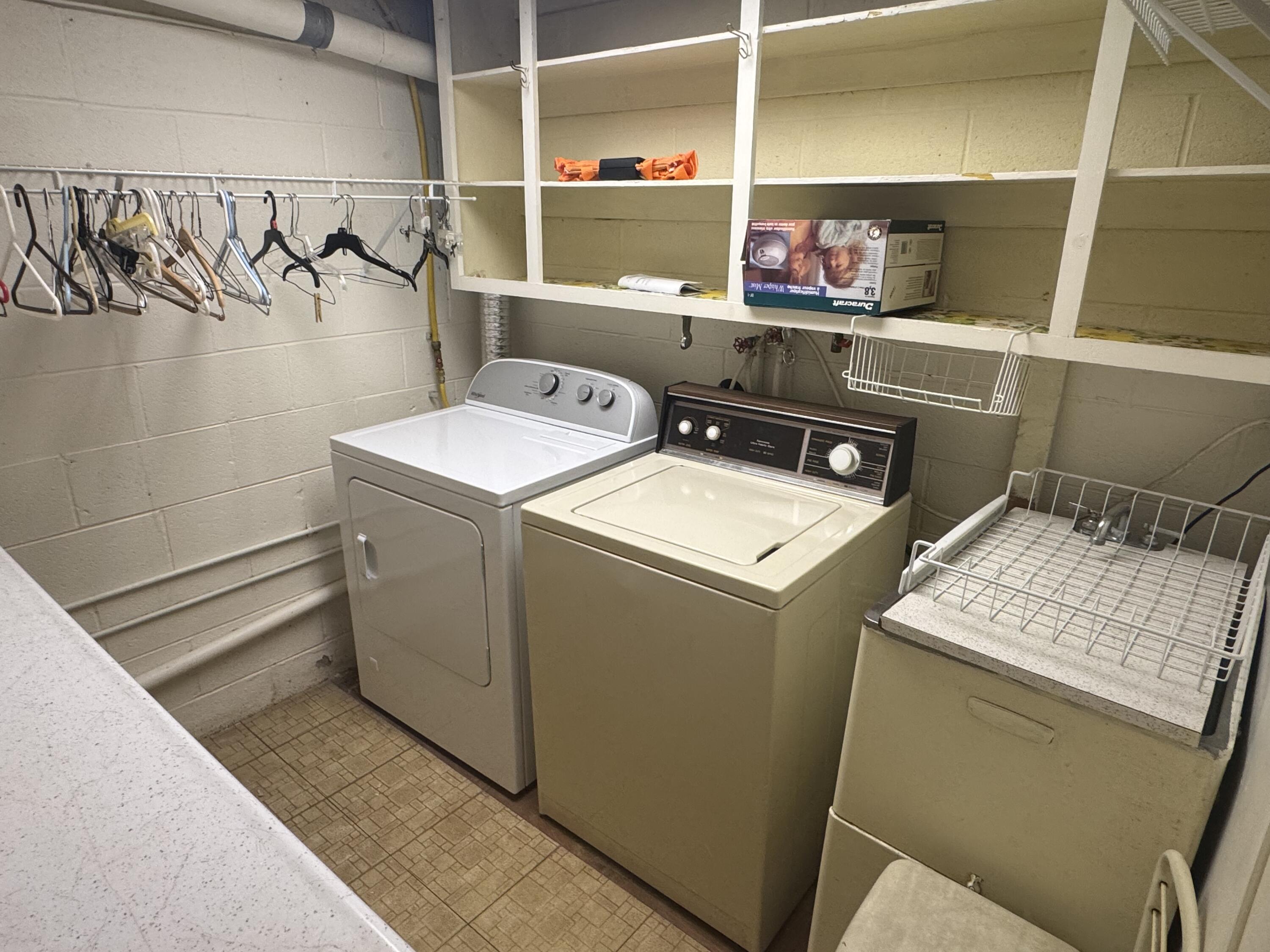 2818 Anita Drive, Springfield, Ohio 45504