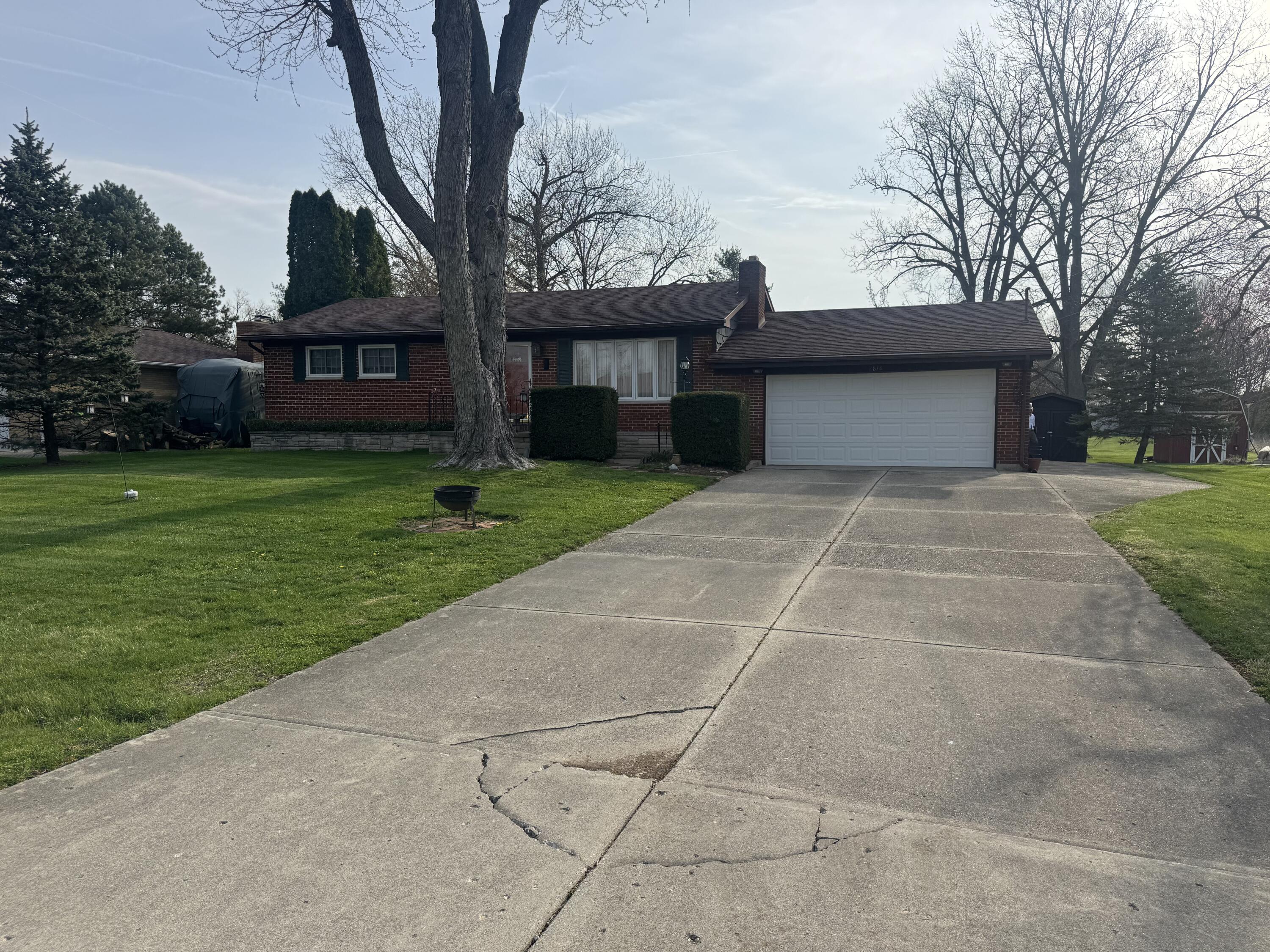 2818 Anita Drive, Springfield, Ohio 45504
