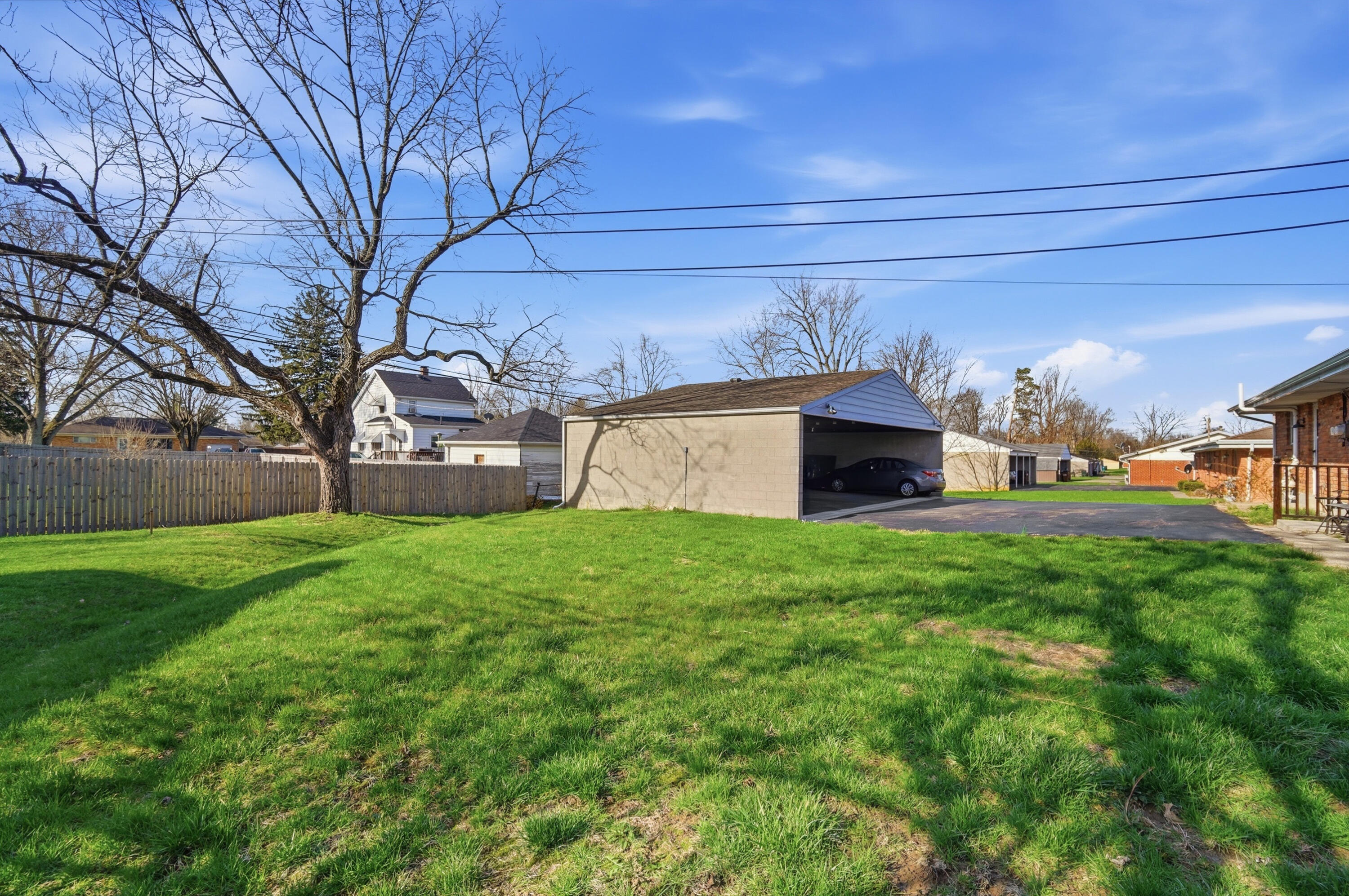 1554 Willamet Road, Dayton, Ohio 45429