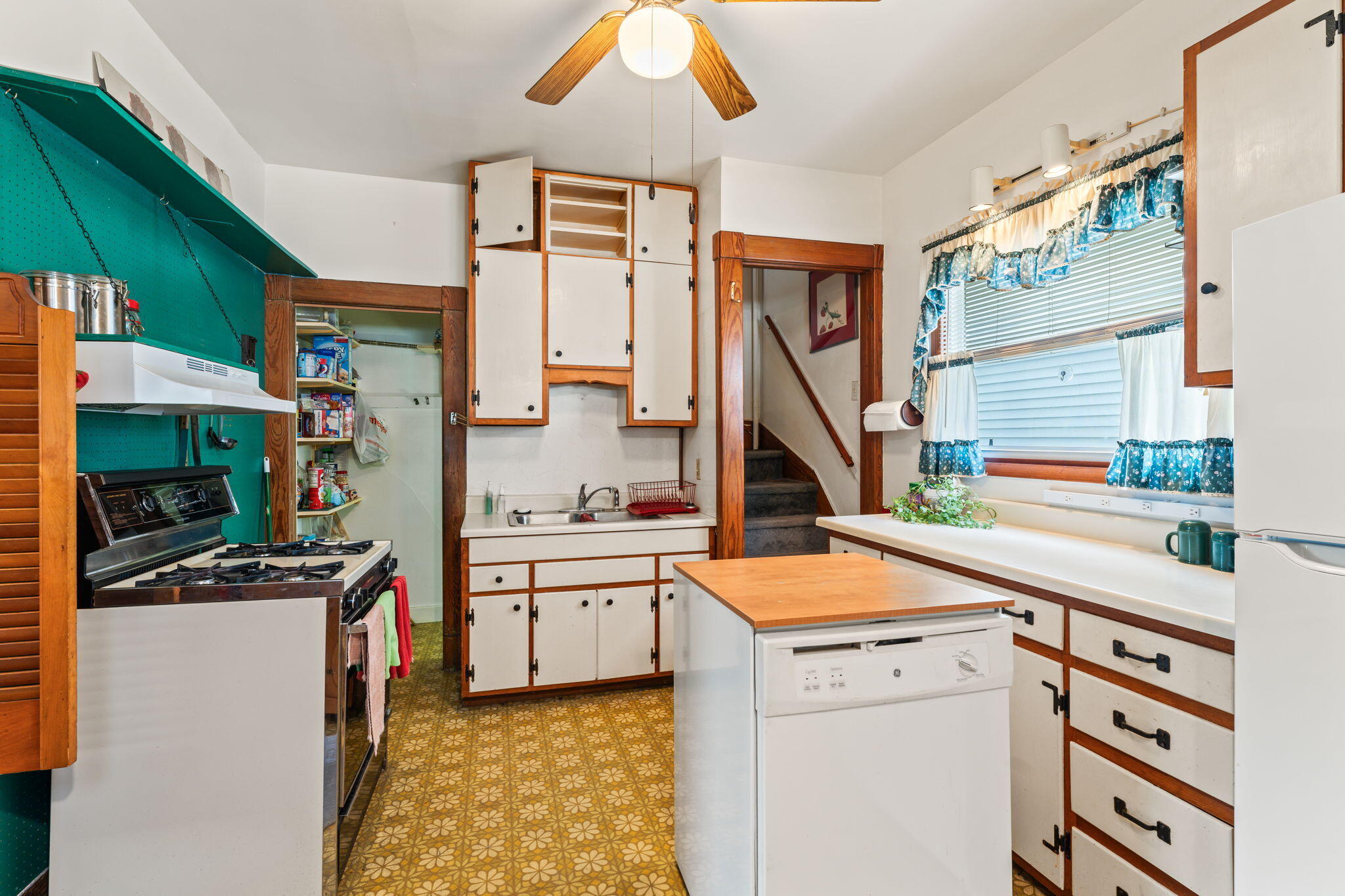 329 Western Avenue, Springfield, Ohio 45506