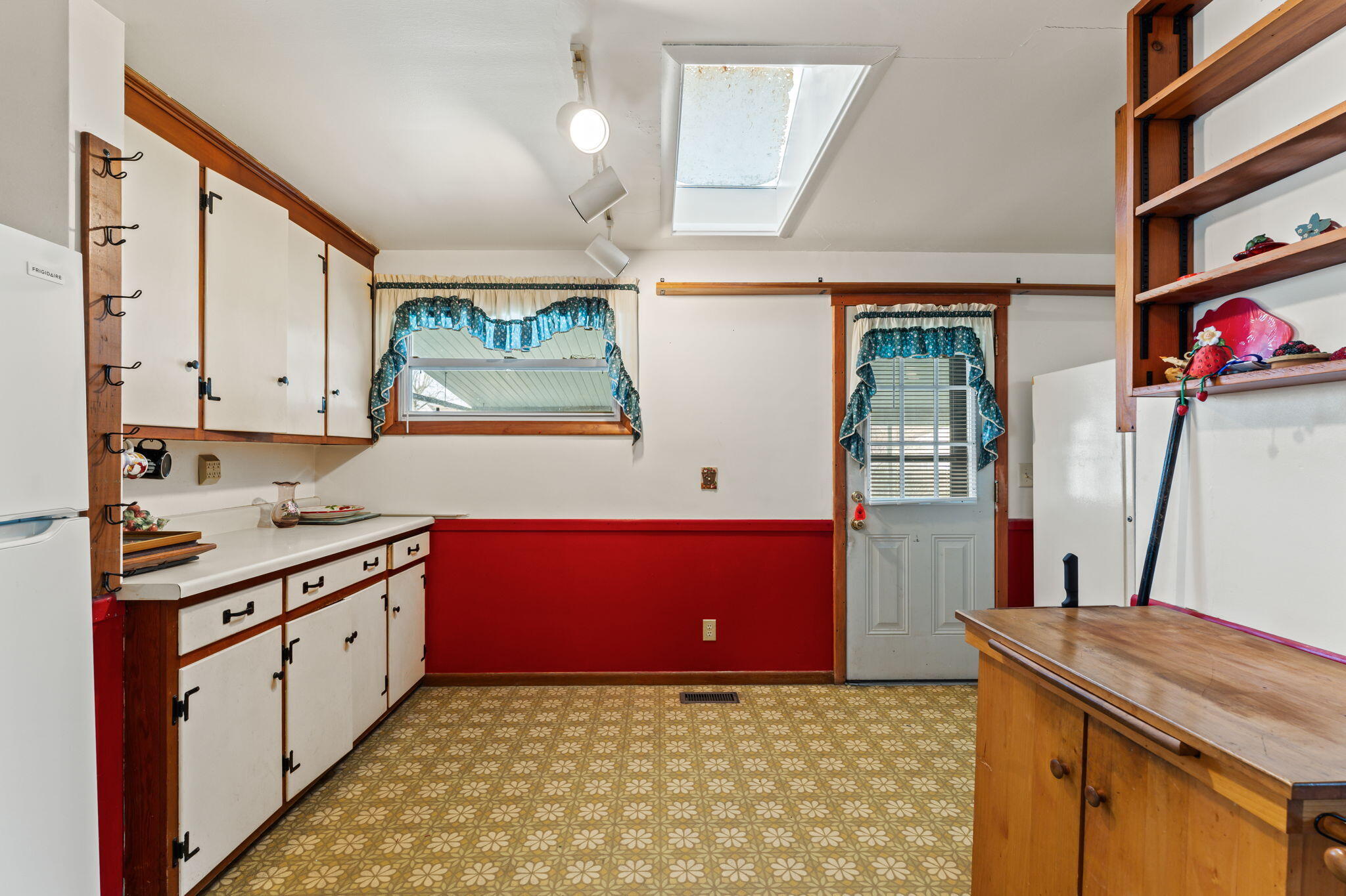 329 Western Avenue, Springfield, Ohio 45506