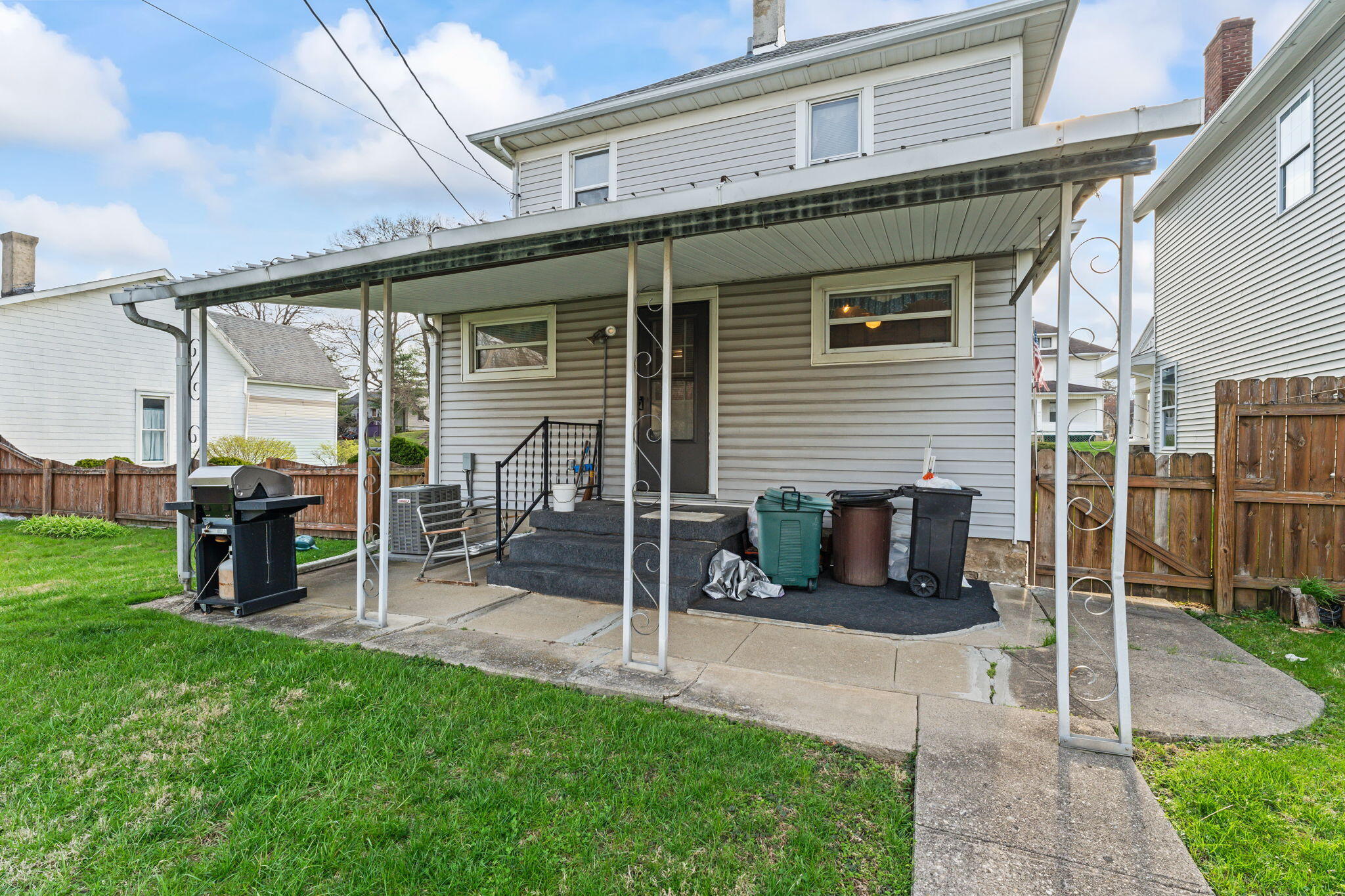 329 Western Avenue, Springfield, Ohio 45506