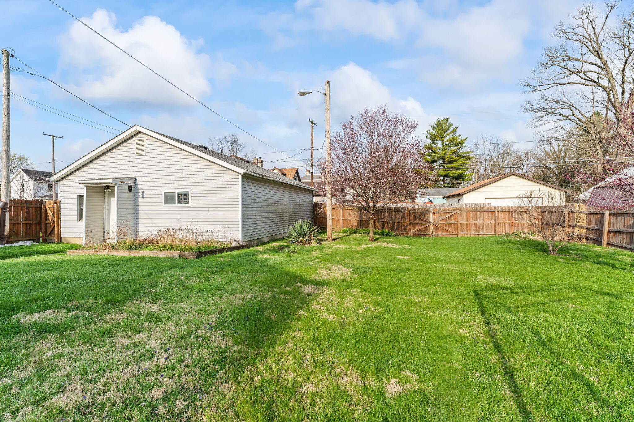 329 Western Avenue, Springfield, Ohio 45506
