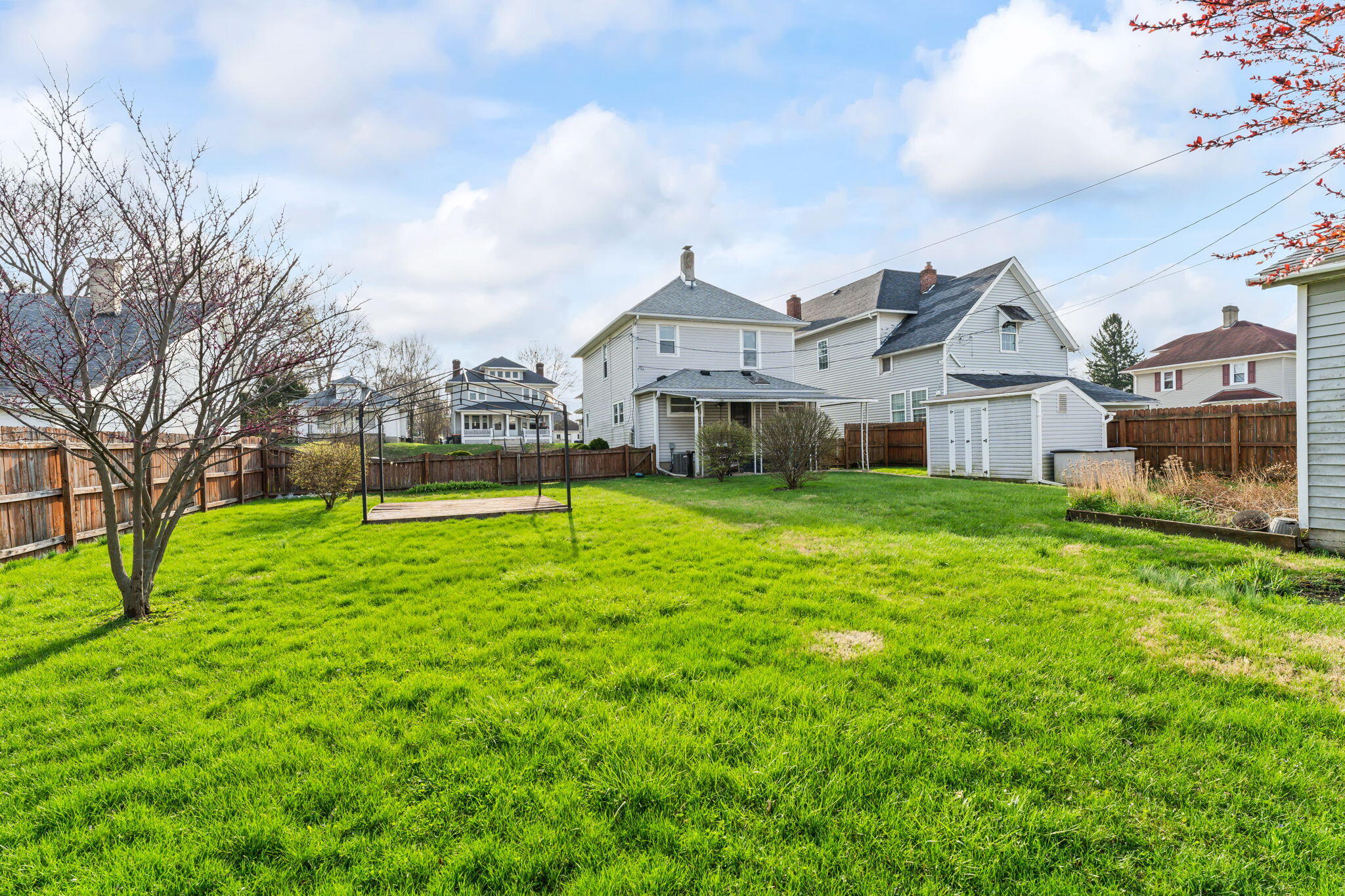 329 Western Avenue, Springfield, Ohio 45506