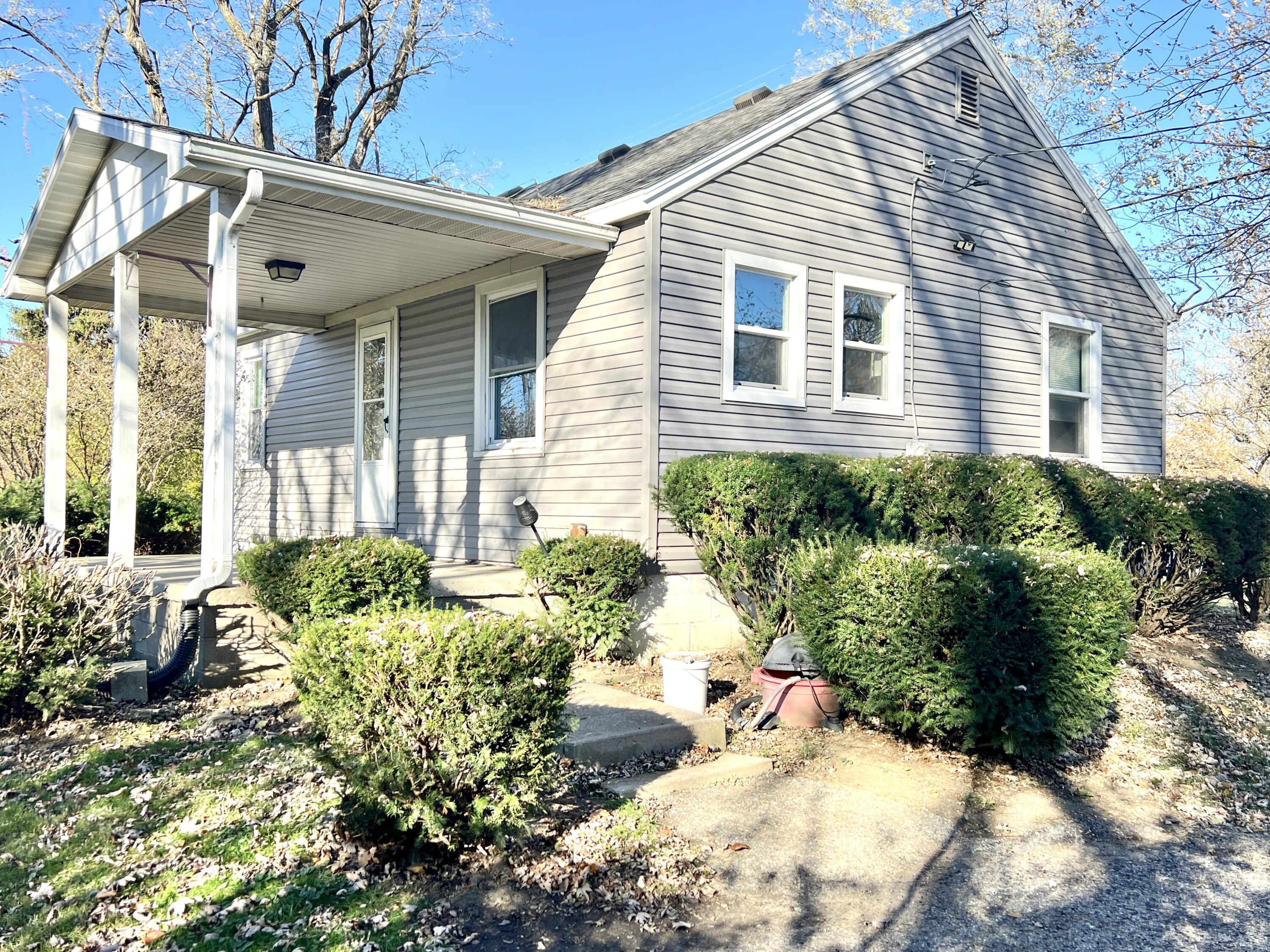 3145 Troy Road, Springfield, Ohio 45504