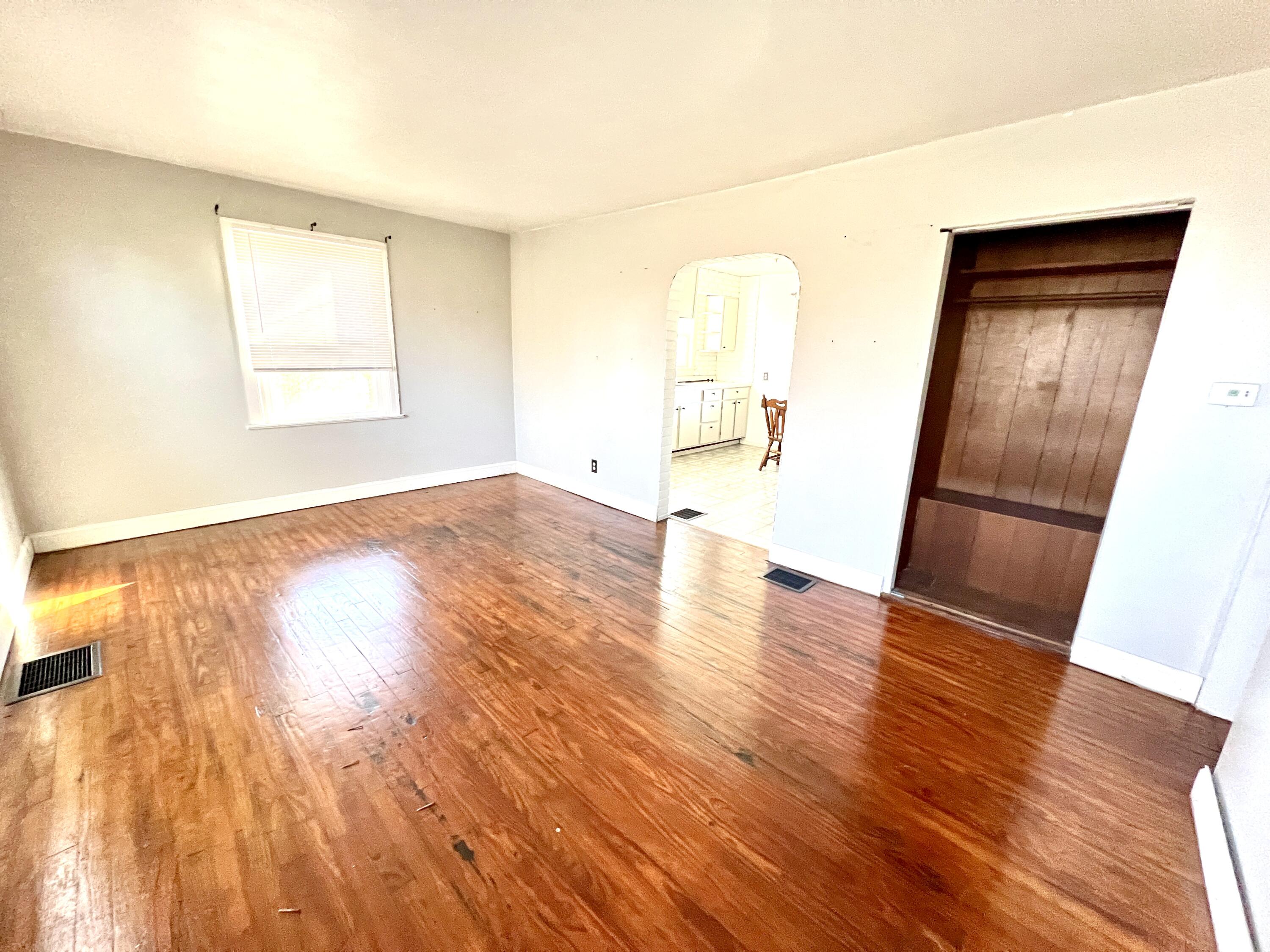 3145 Troy Road, Springfield, Ohio 45504