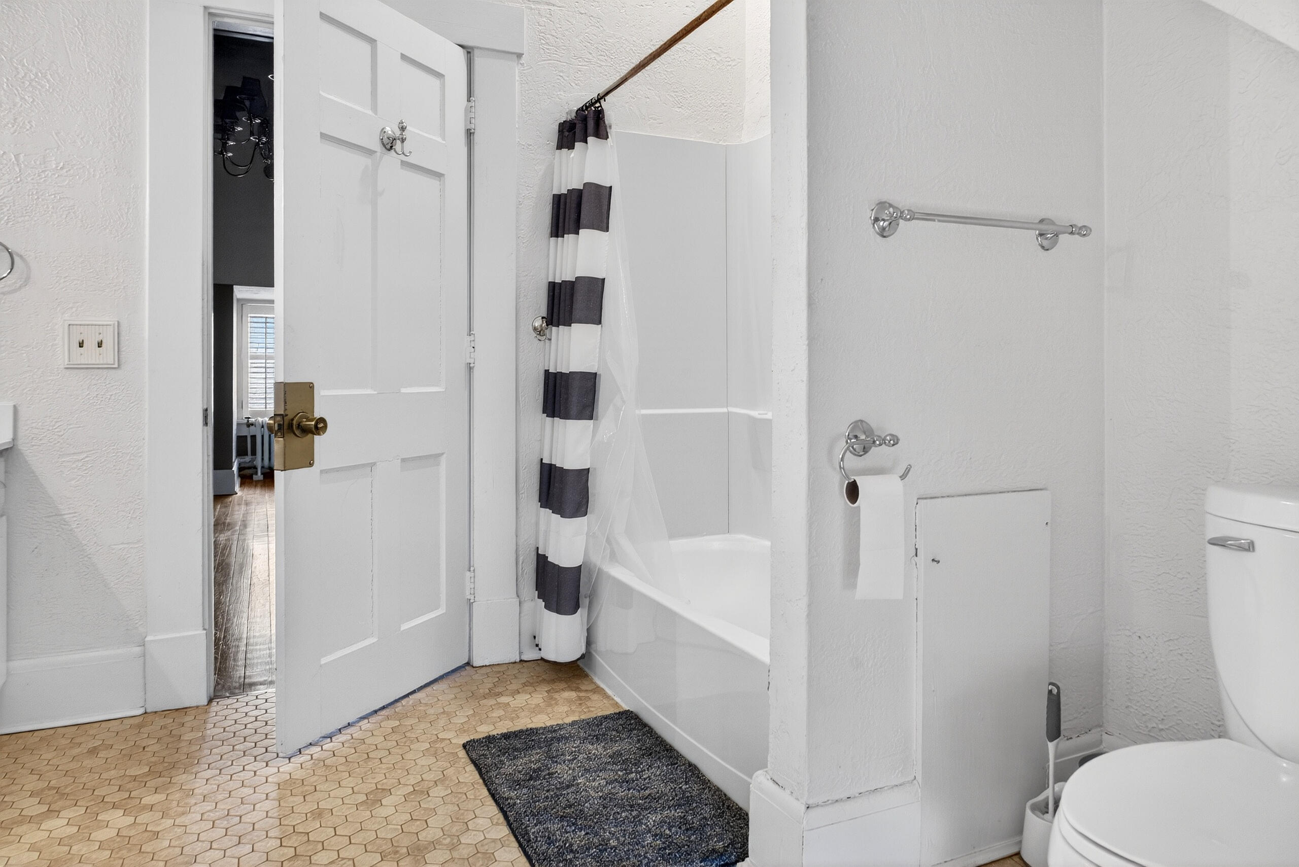 1115 Oakwood Avenue, Oakwood, Ohio 45419