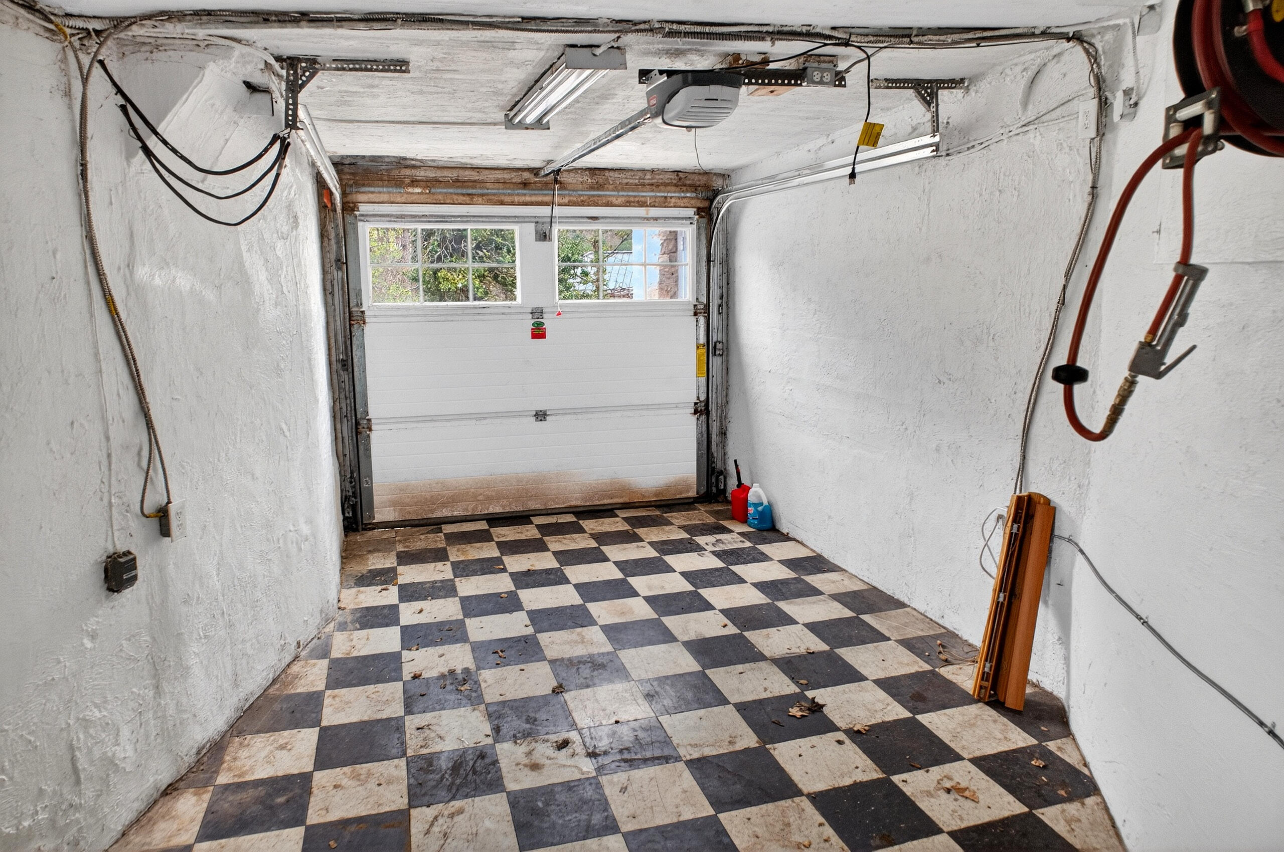 1115 Oakwood Avenue, Oakwood, Ohio 45419