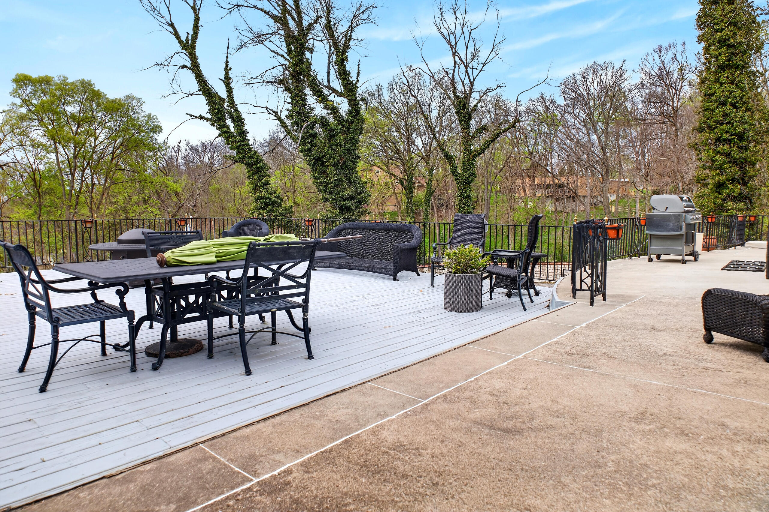 1115 Oakwood Avenue, Oakwood, Ohio 45419