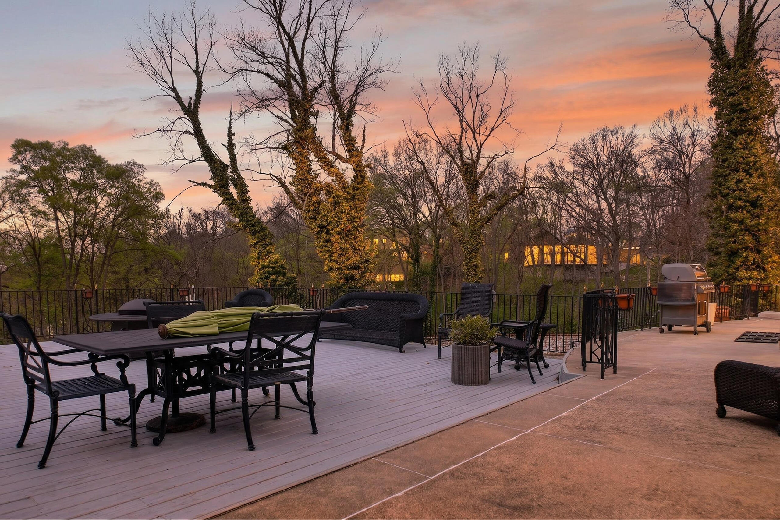 1115 Oakwood Avenue, Oakwood, Ohio 45419