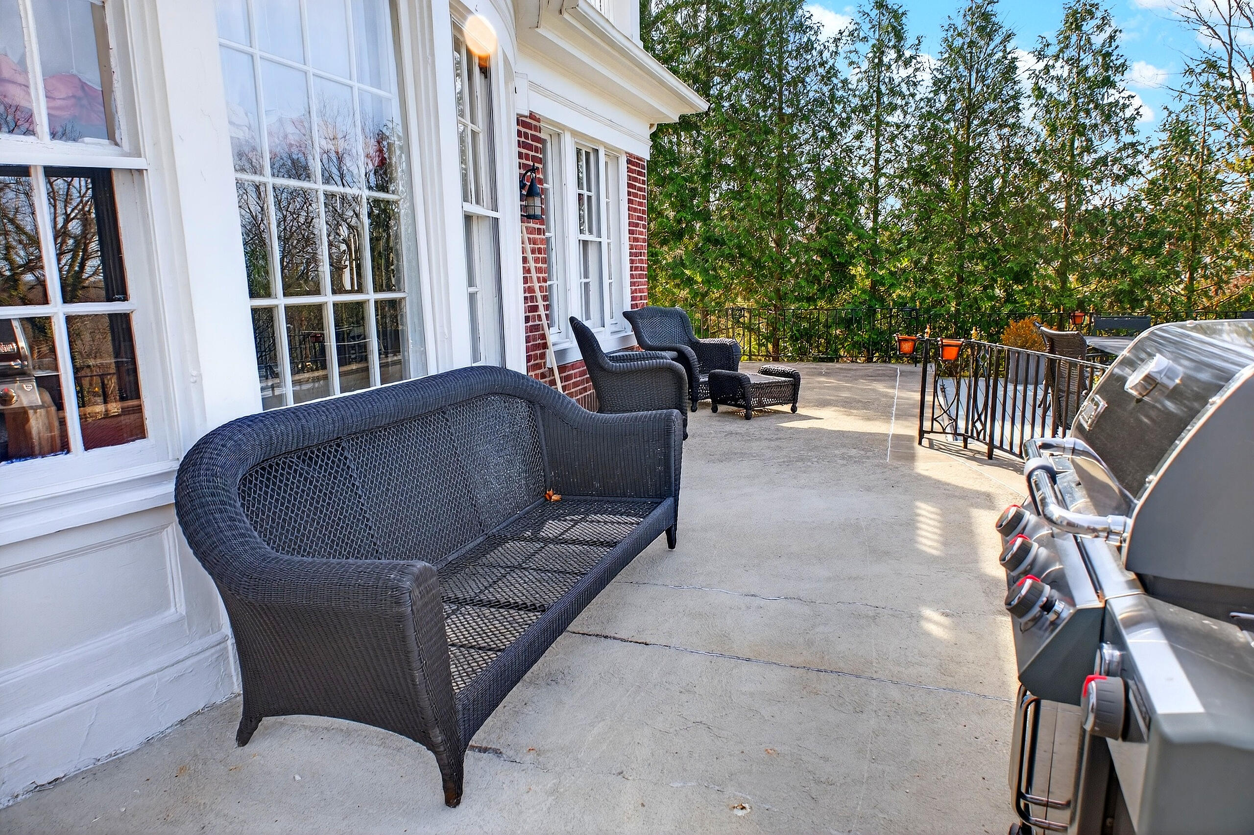 1115 Oakwood Avenue, Oakwood, Ohio 45419