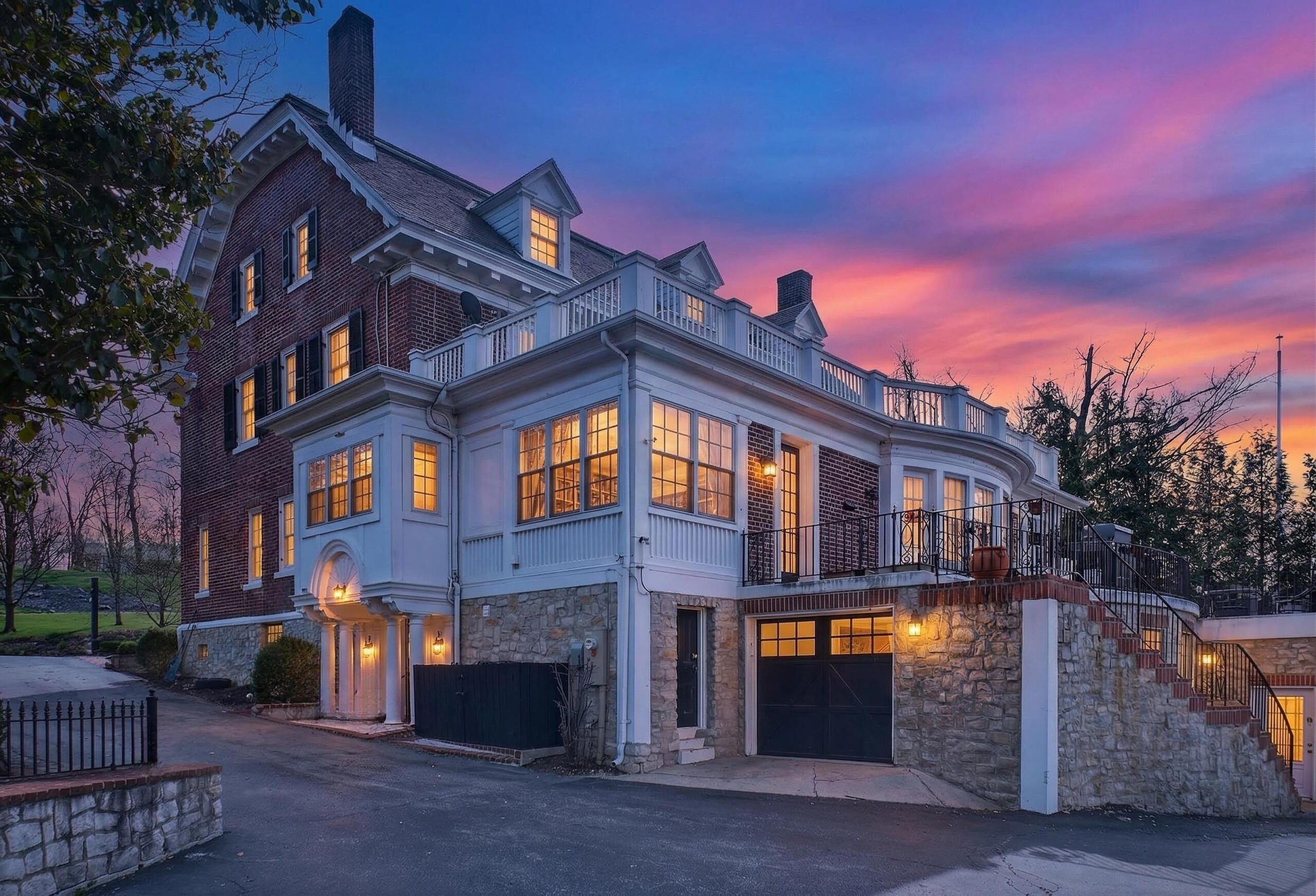 1115 Oakwood Avenue, Oakwood, Ohio 45419