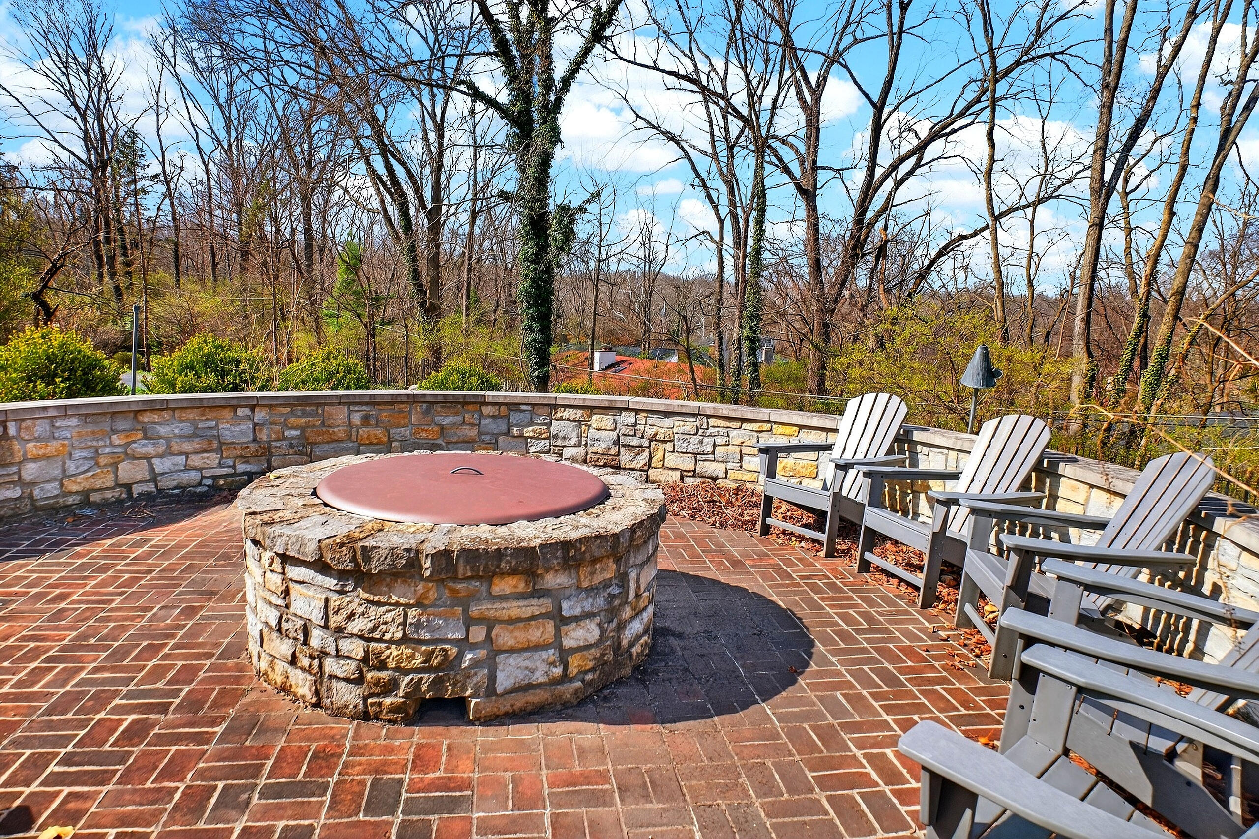 1115 Oakwood Avenue, Oakwood, Ohio 45419