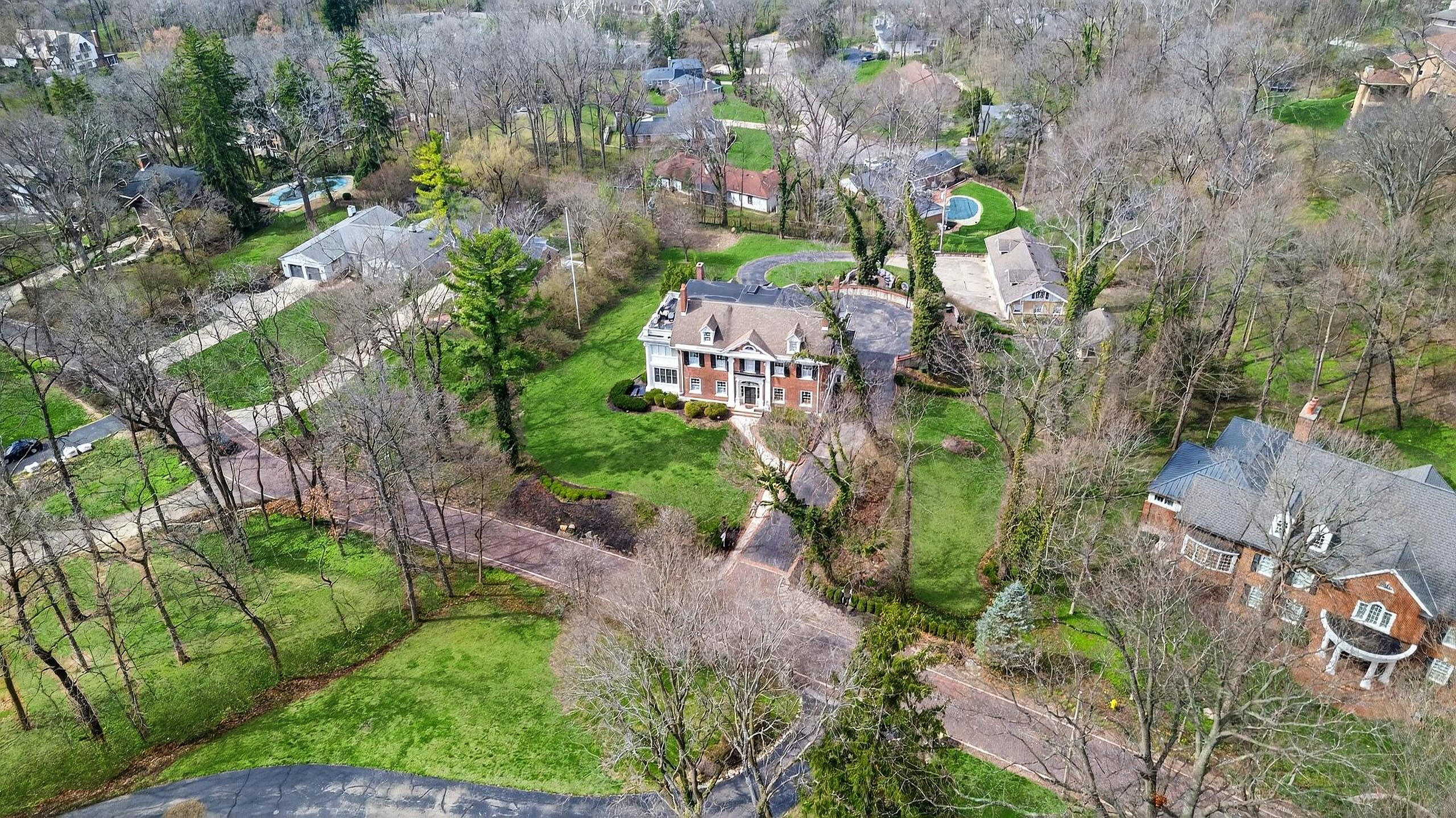 1115 Oakwood Avenue, Oakwood, Ohio 45419