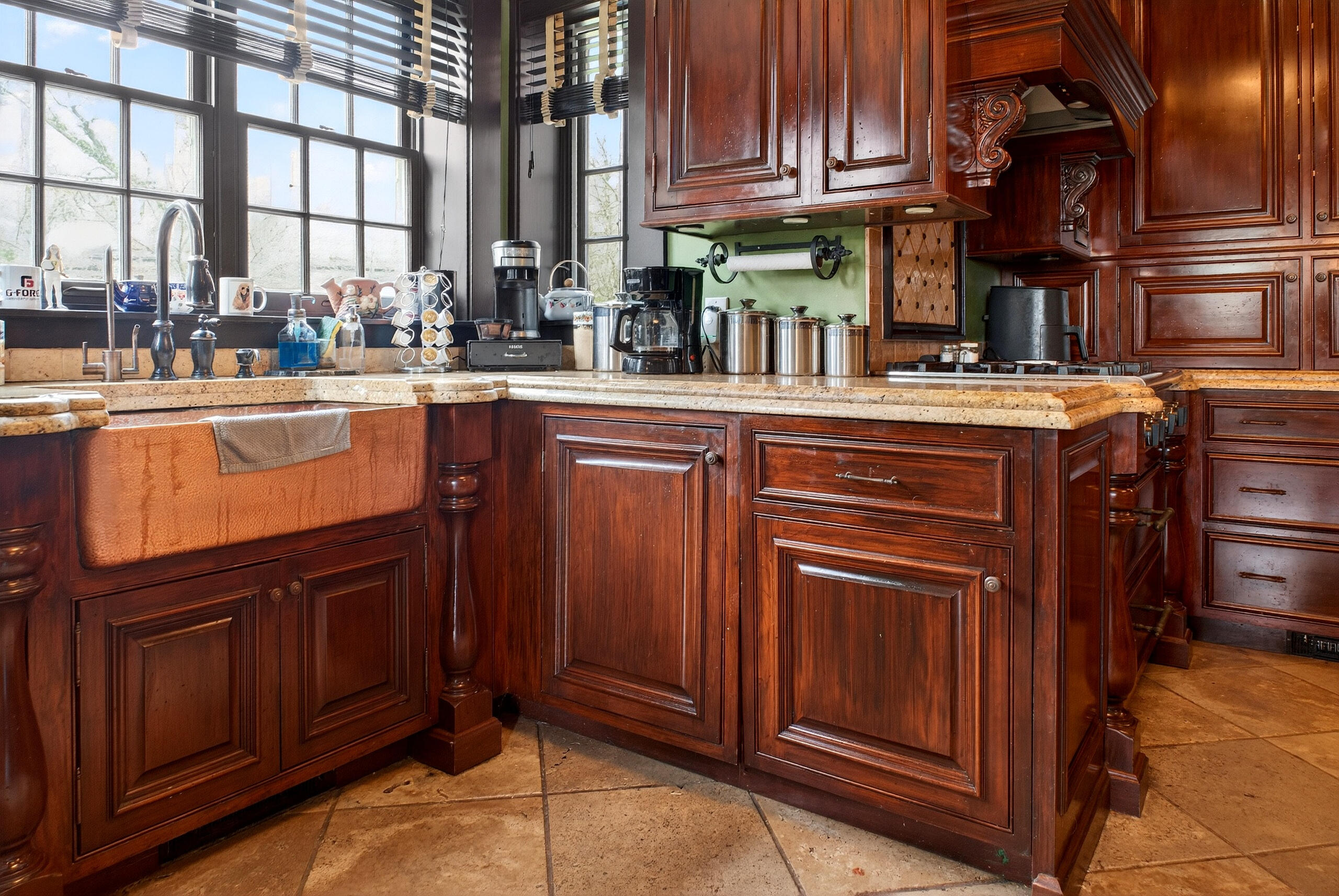 1115 Oakwood Avenue, Oakwood, Ohio 45419