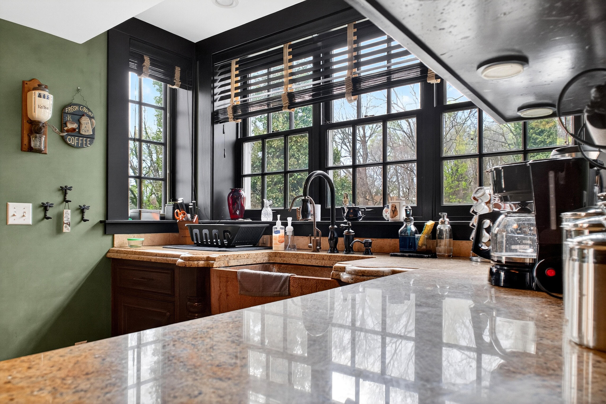 1115 Oakwood Avenue, Oakwood, Ohio 45419