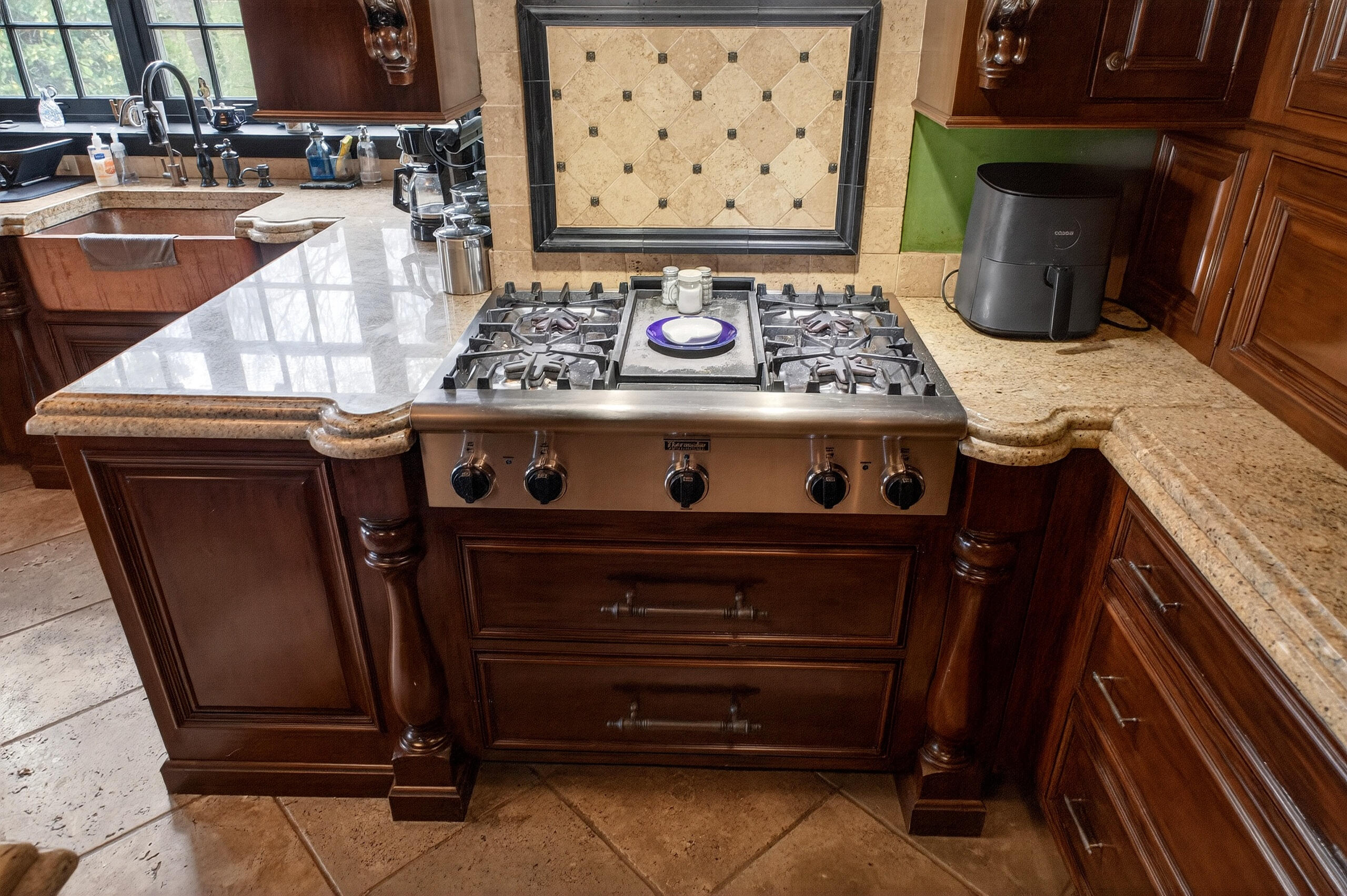 1115 Oakwood Avenue, Oakwood, Ohio 45419