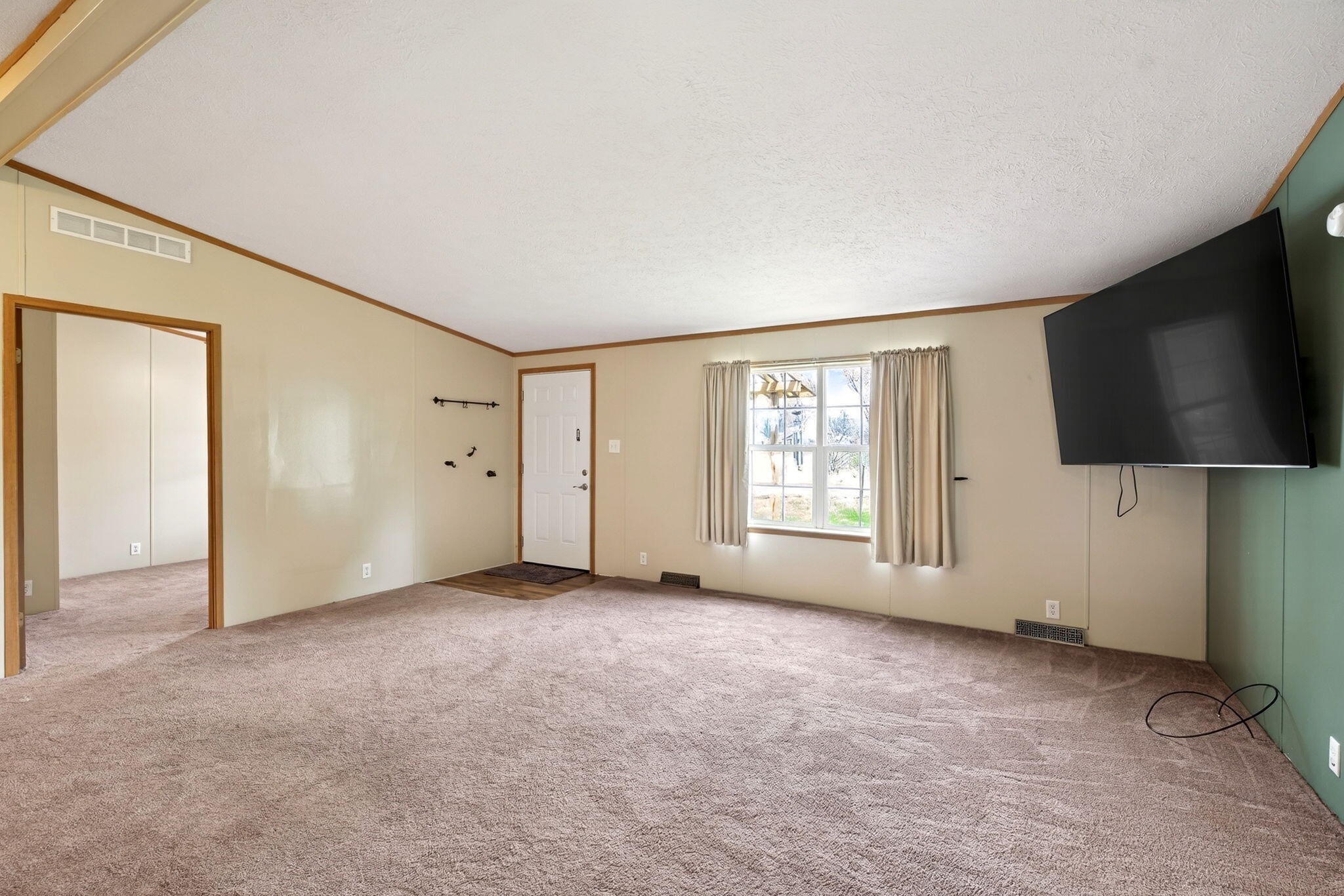 312 Pike Street, Christiansburg, Ohio 45389