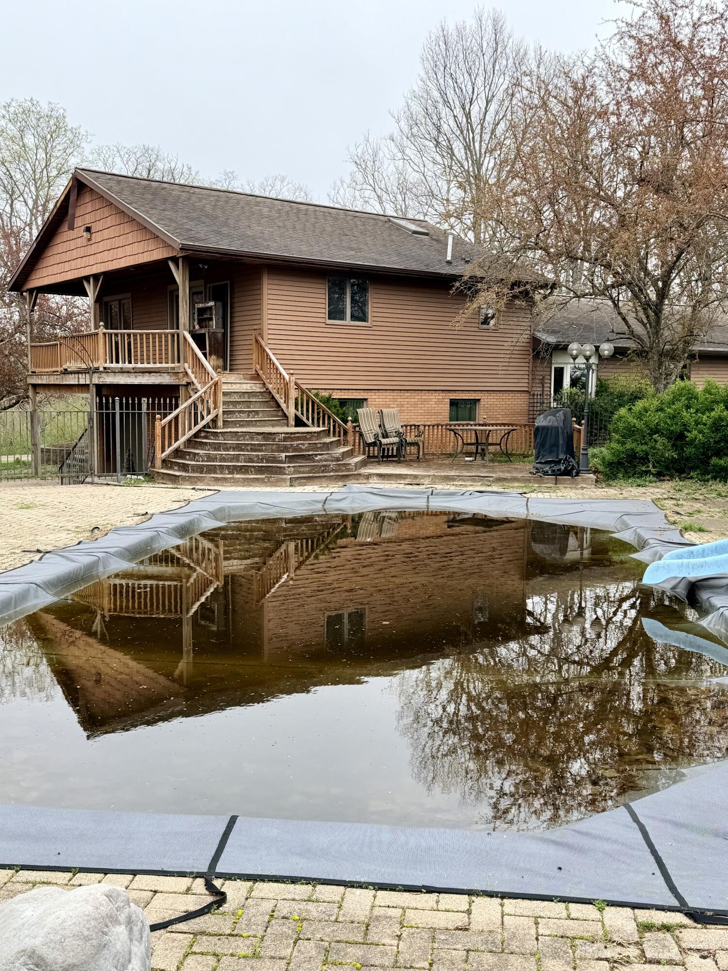 6215 New Carlisle Pike, Springfield, Ohio 45504