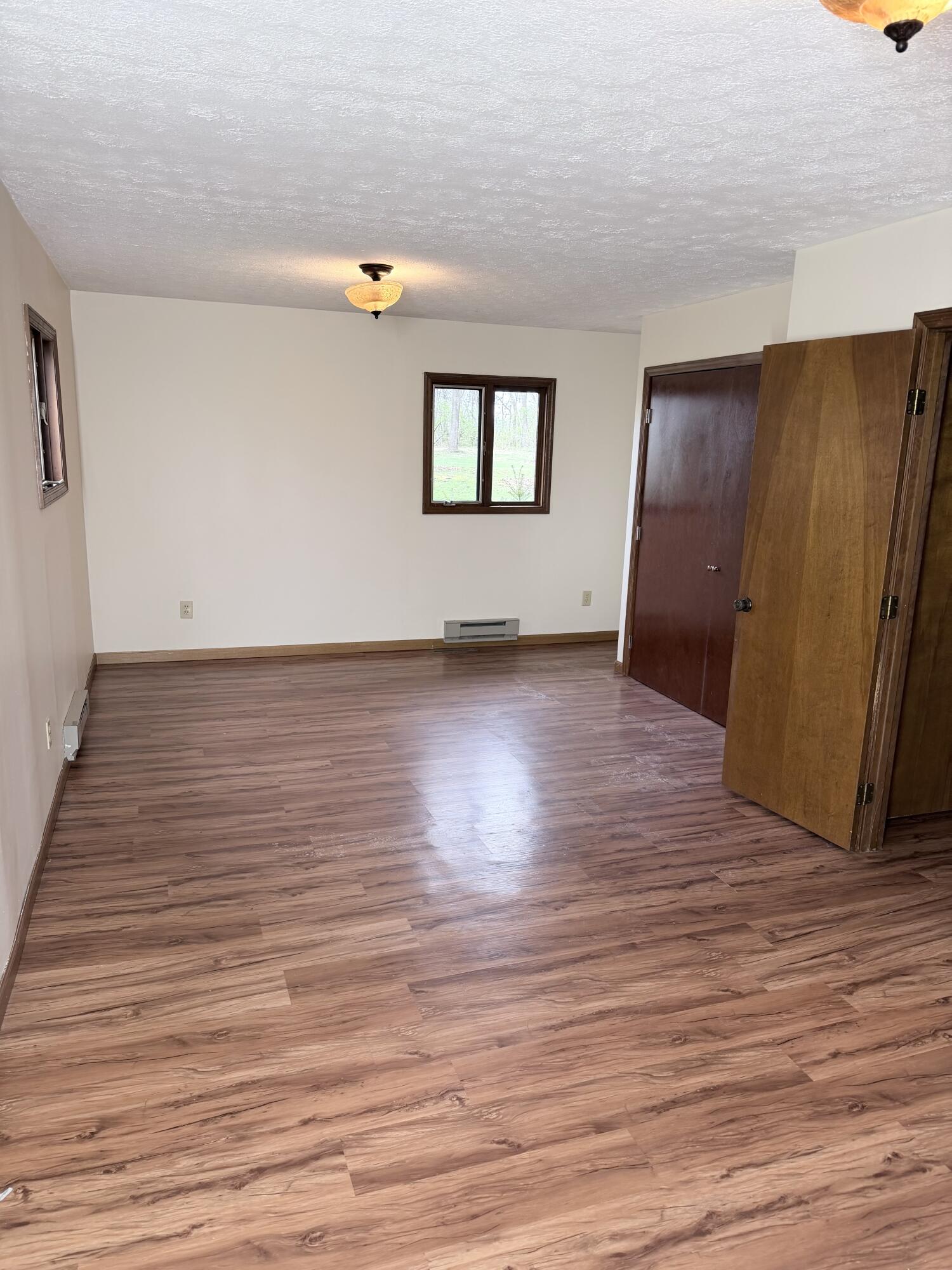 6215 New Carlisle Pike, Springfield, Ohio 45504