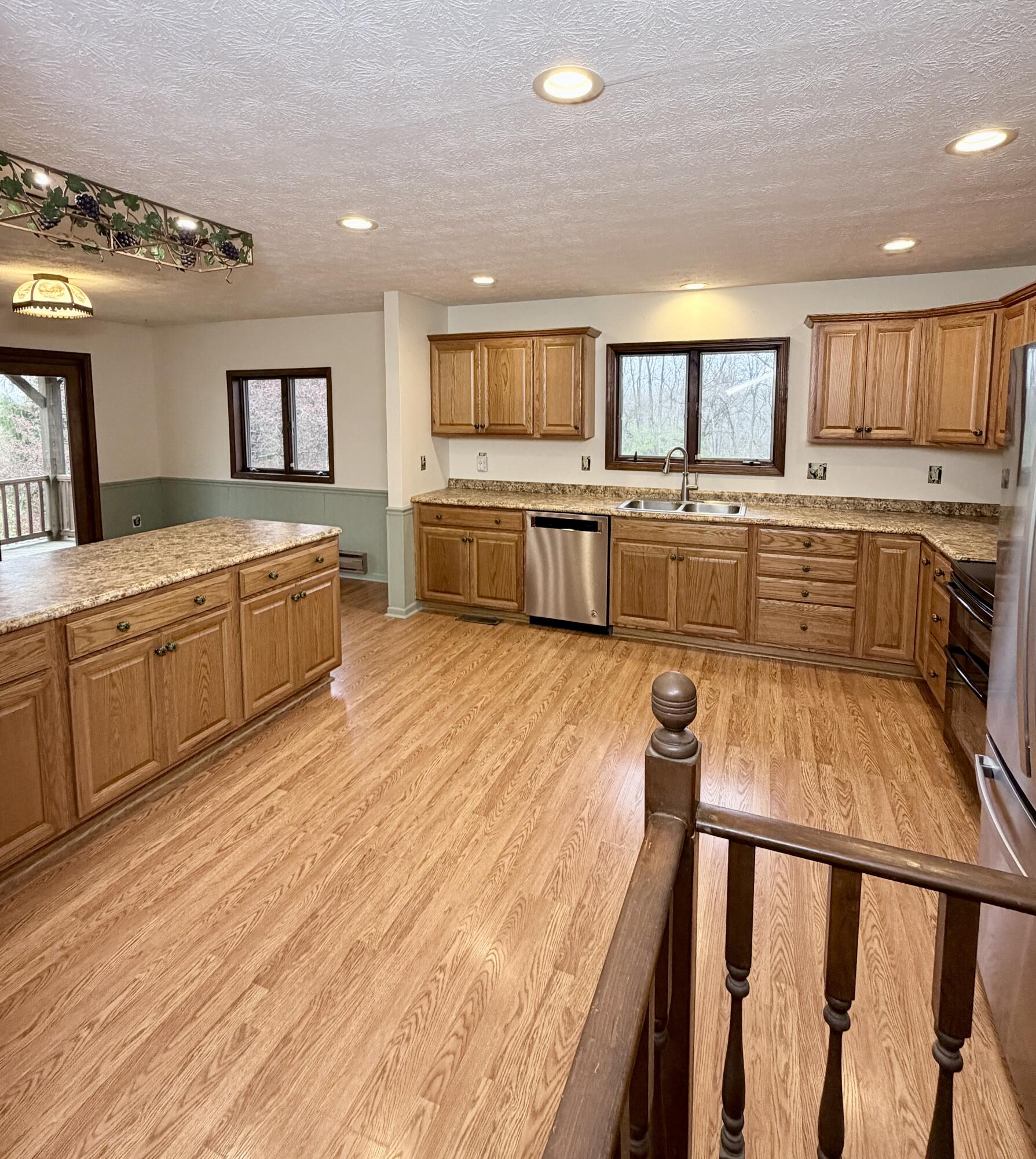 6215 New Carlisle Pike, Springfield, Ohio 45504