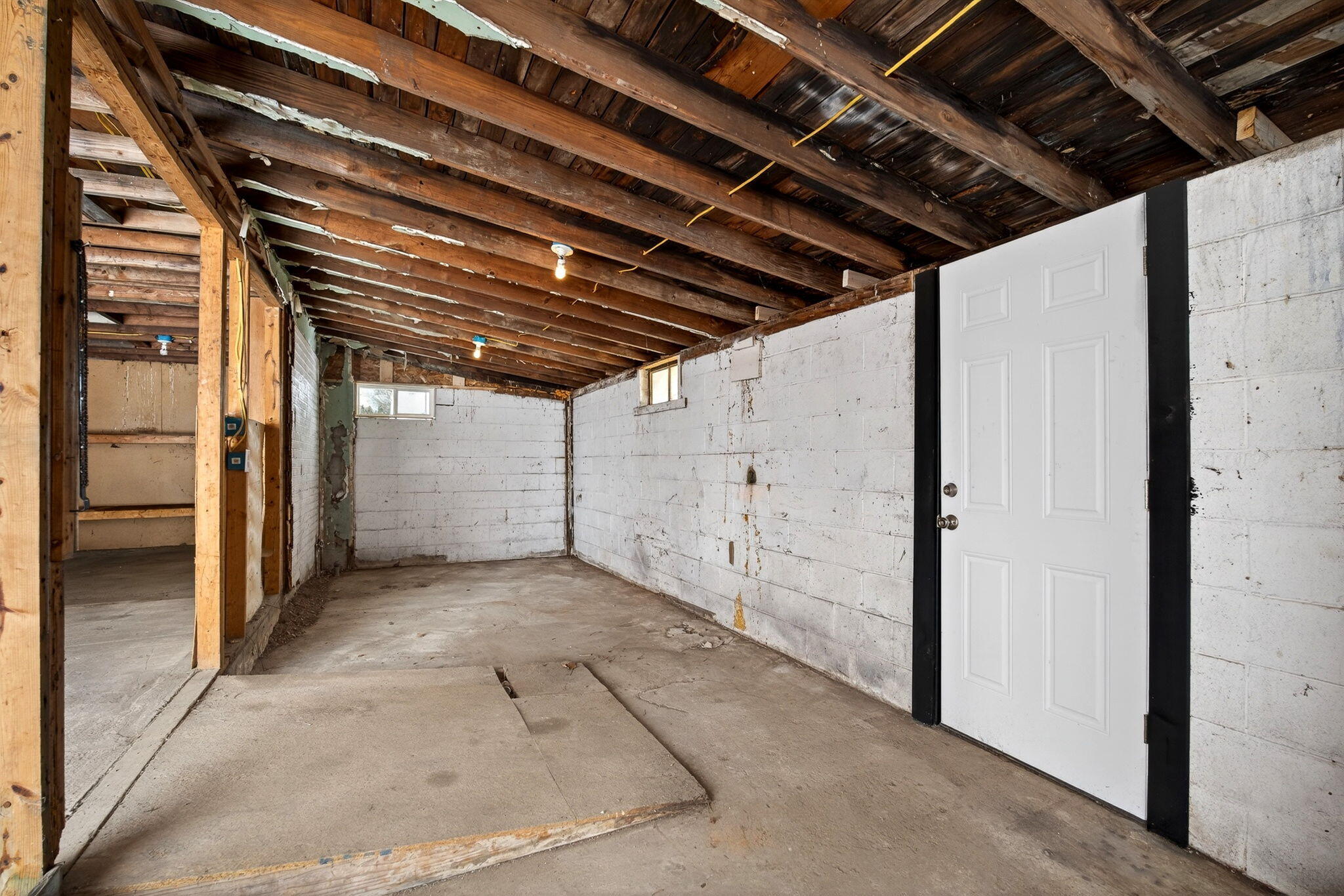 9475 National Road, New Carlisle, Ohio 45344