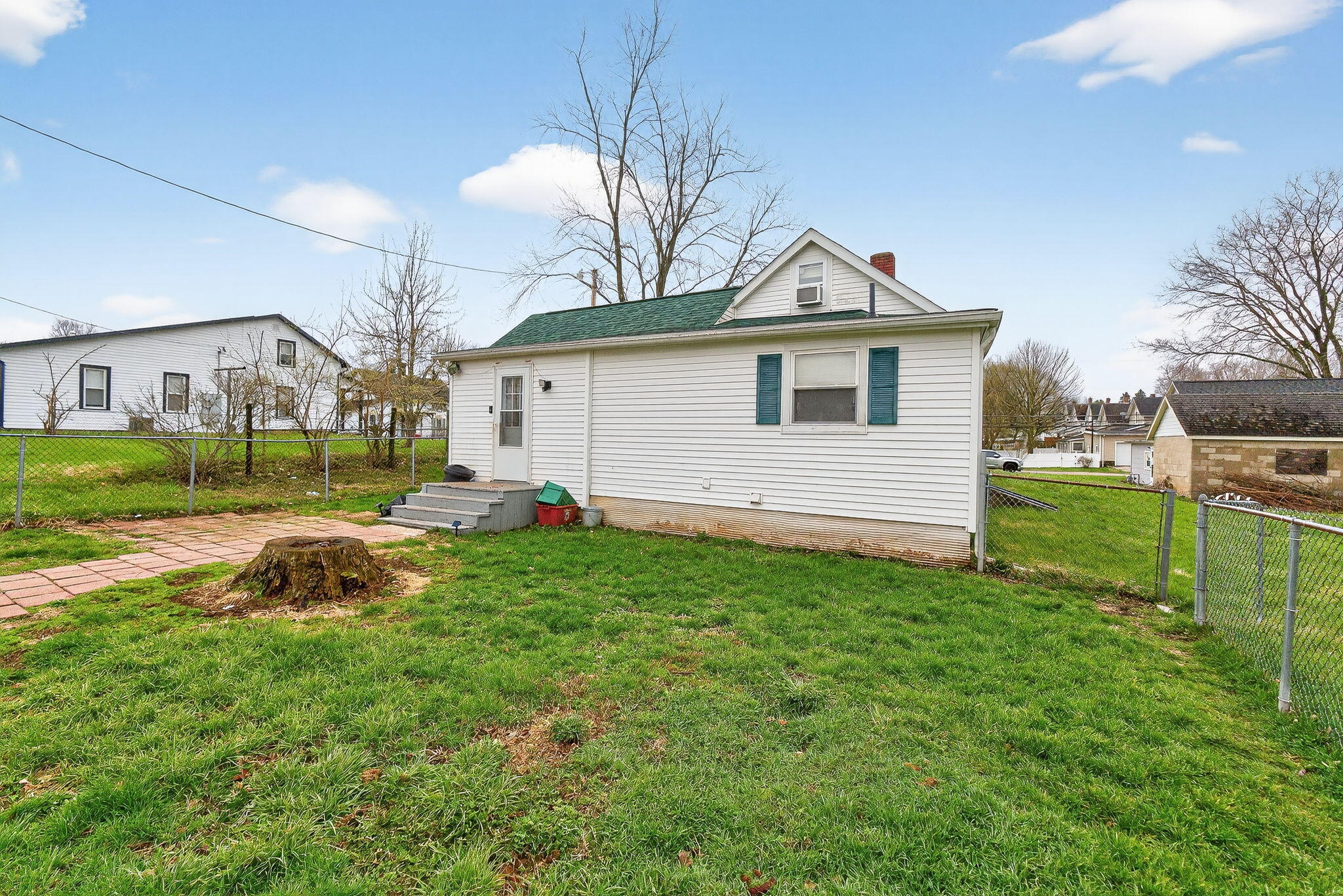 328 Light Street, Urbana, Ohio 43078