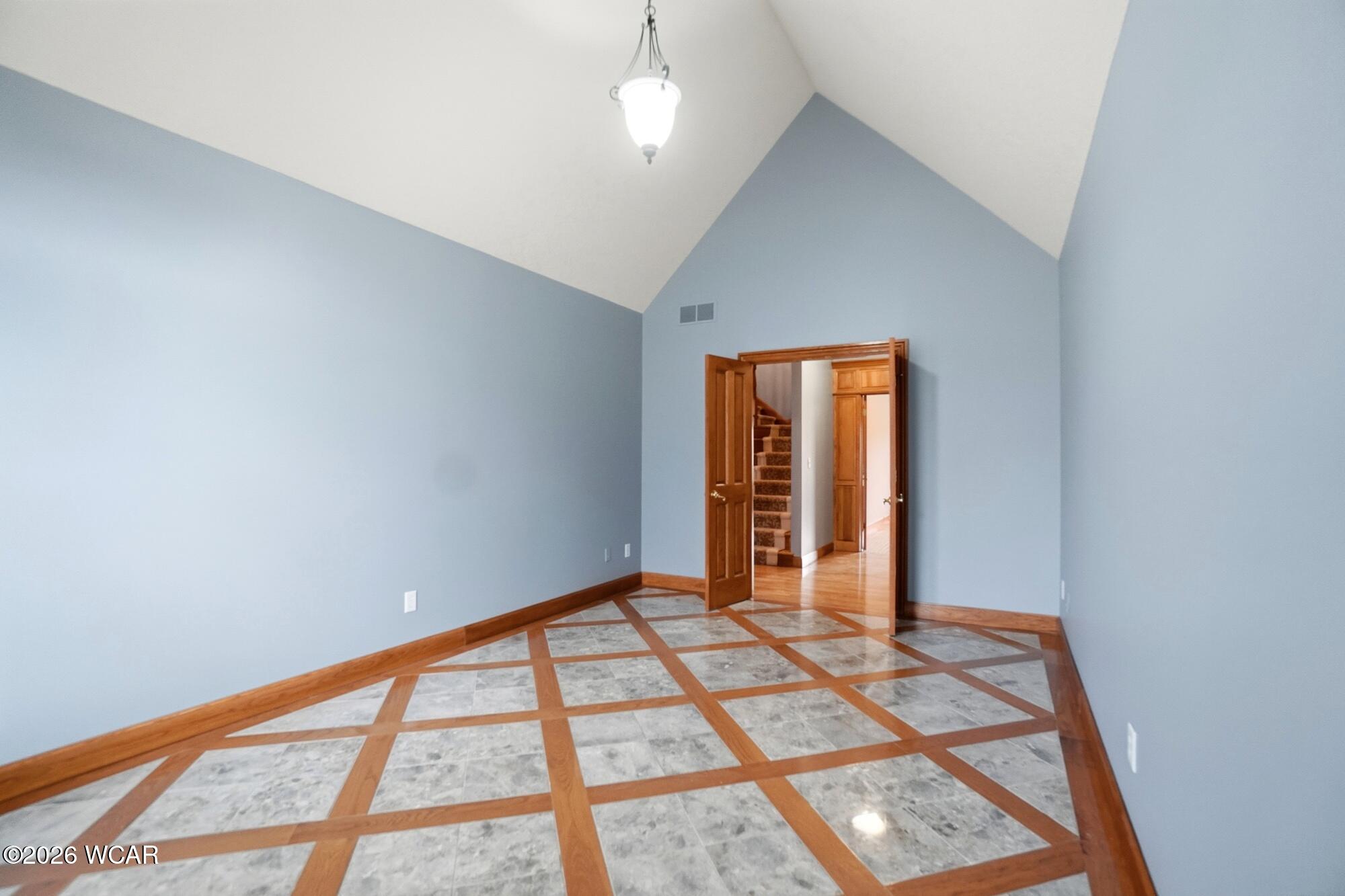 3020 Lakeshore Drive, Lima, Ohio