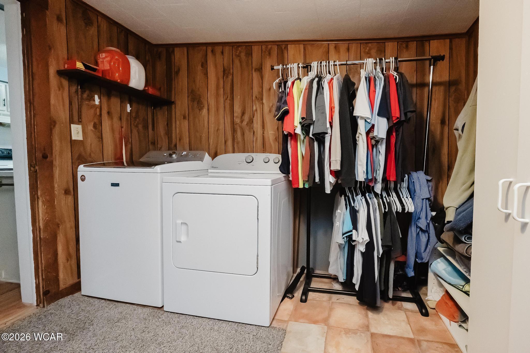 151 Lawn Avenue, Bluffton, Ohio