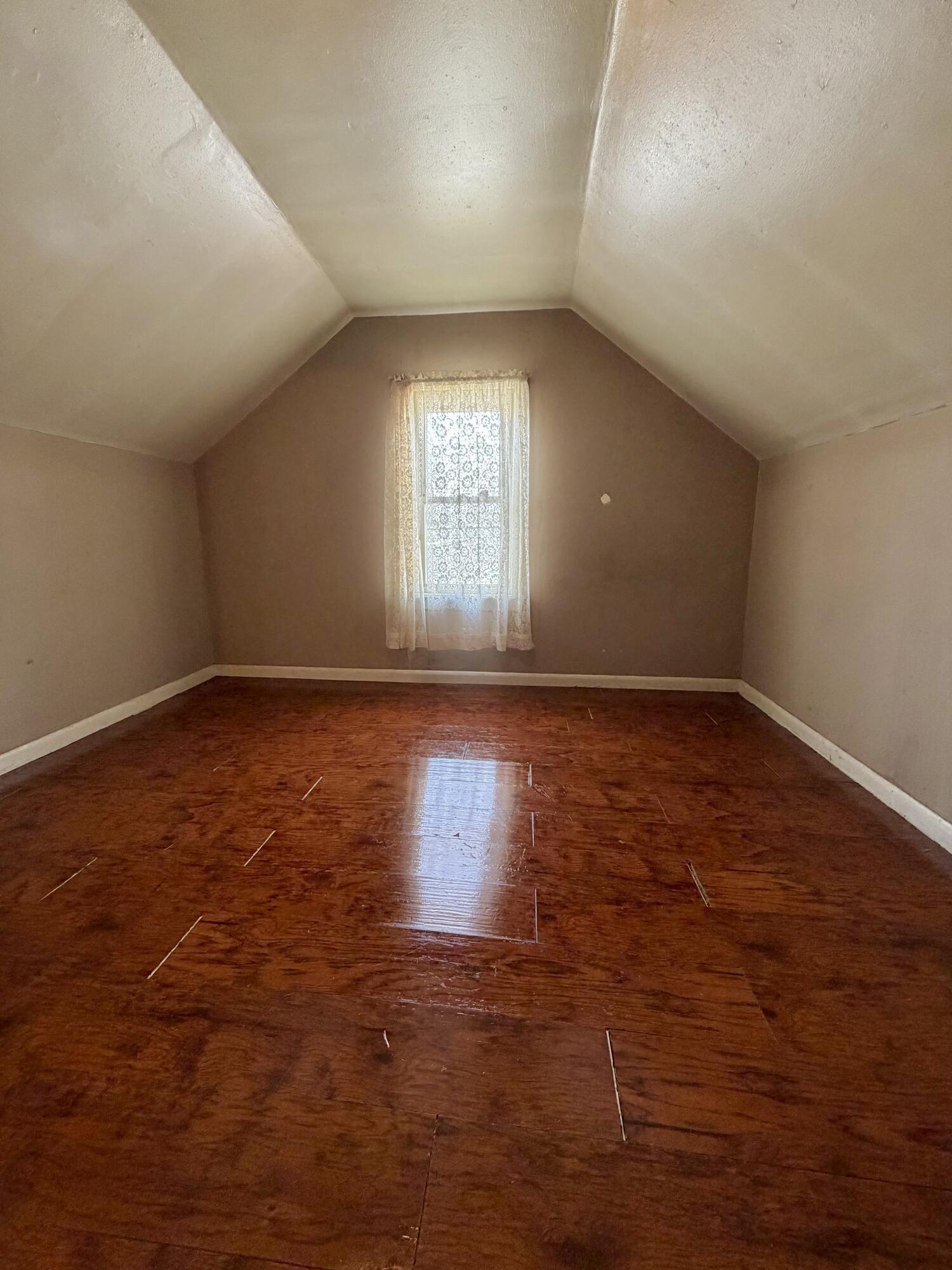 712 Taylor Avenue, Lima, Ohio 45801