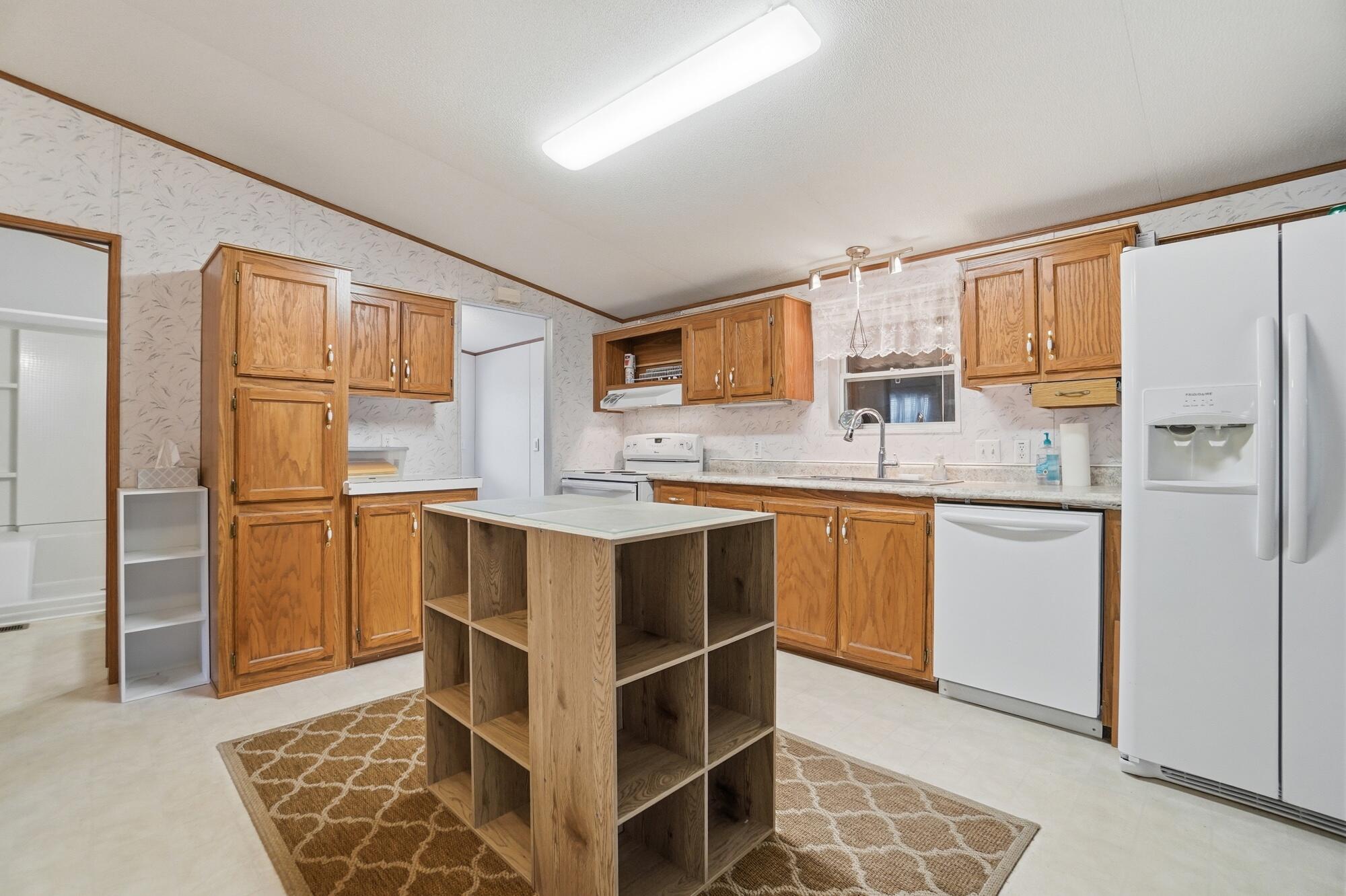 23 Rock Run, Springfield, Ohio 45502