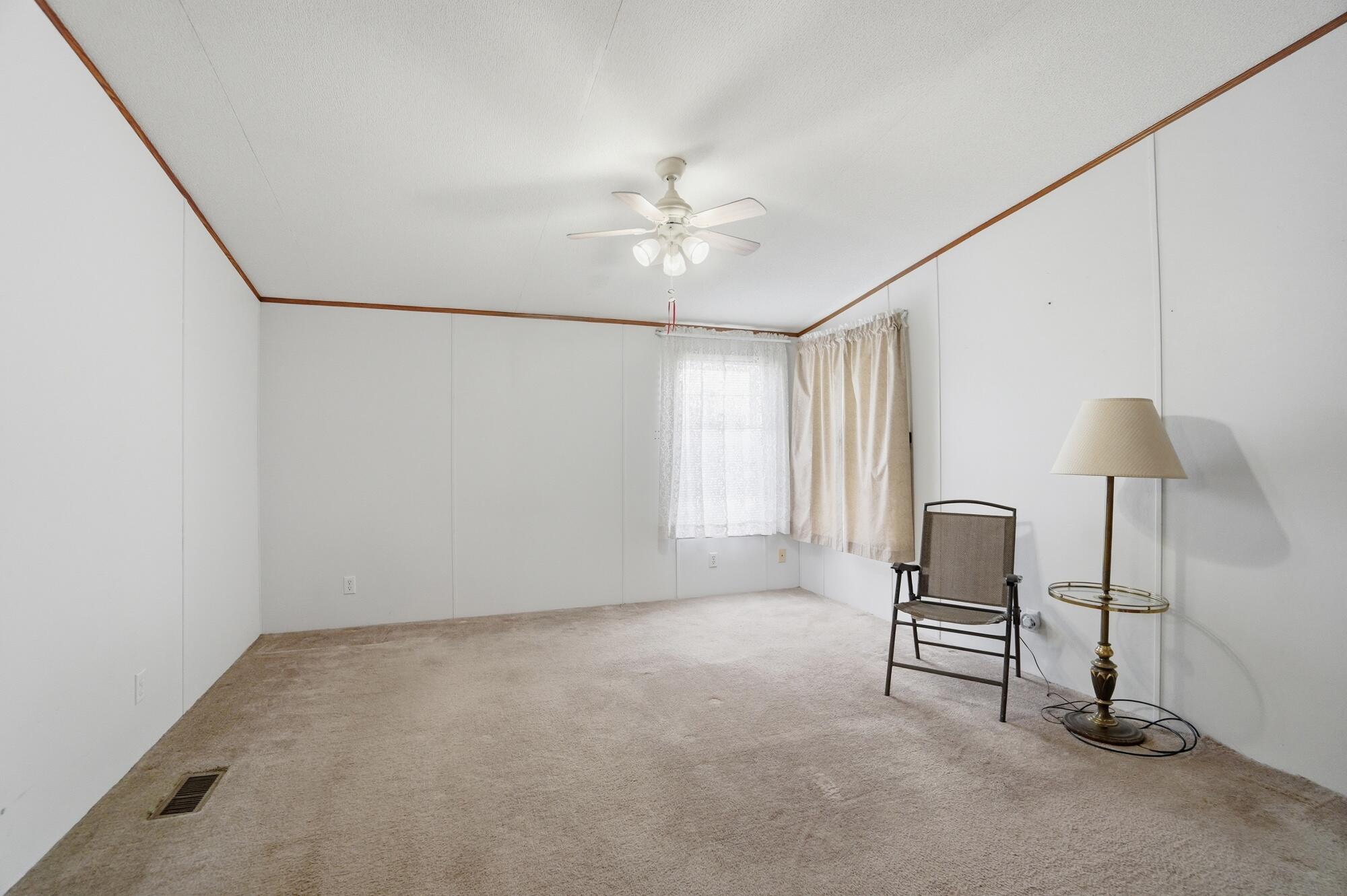 23 Rock Run, Springfield, Ohio 45502