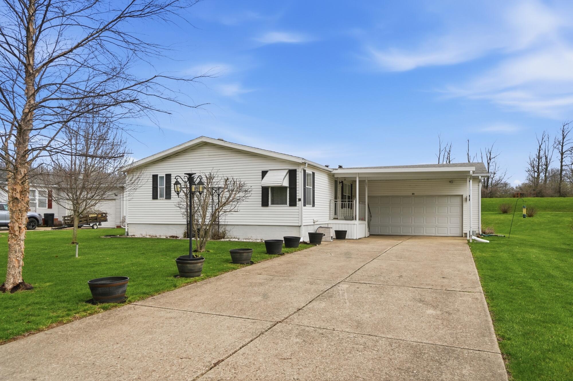 23 Rock Run, Springfield, Ohio 45502